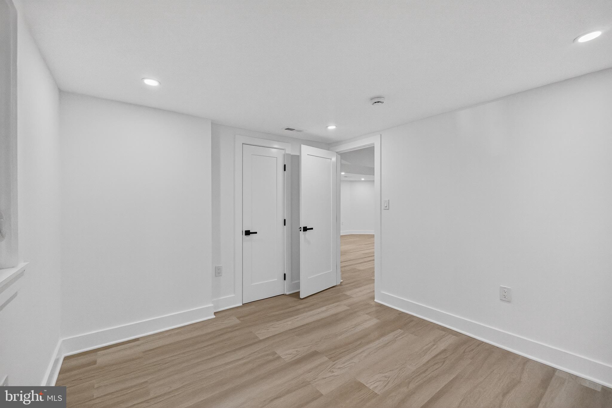 1923 JACKSON STREET NE