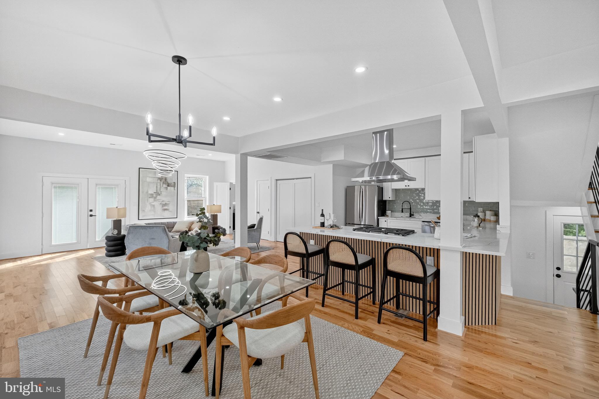 1923 JACKSON STREET NE