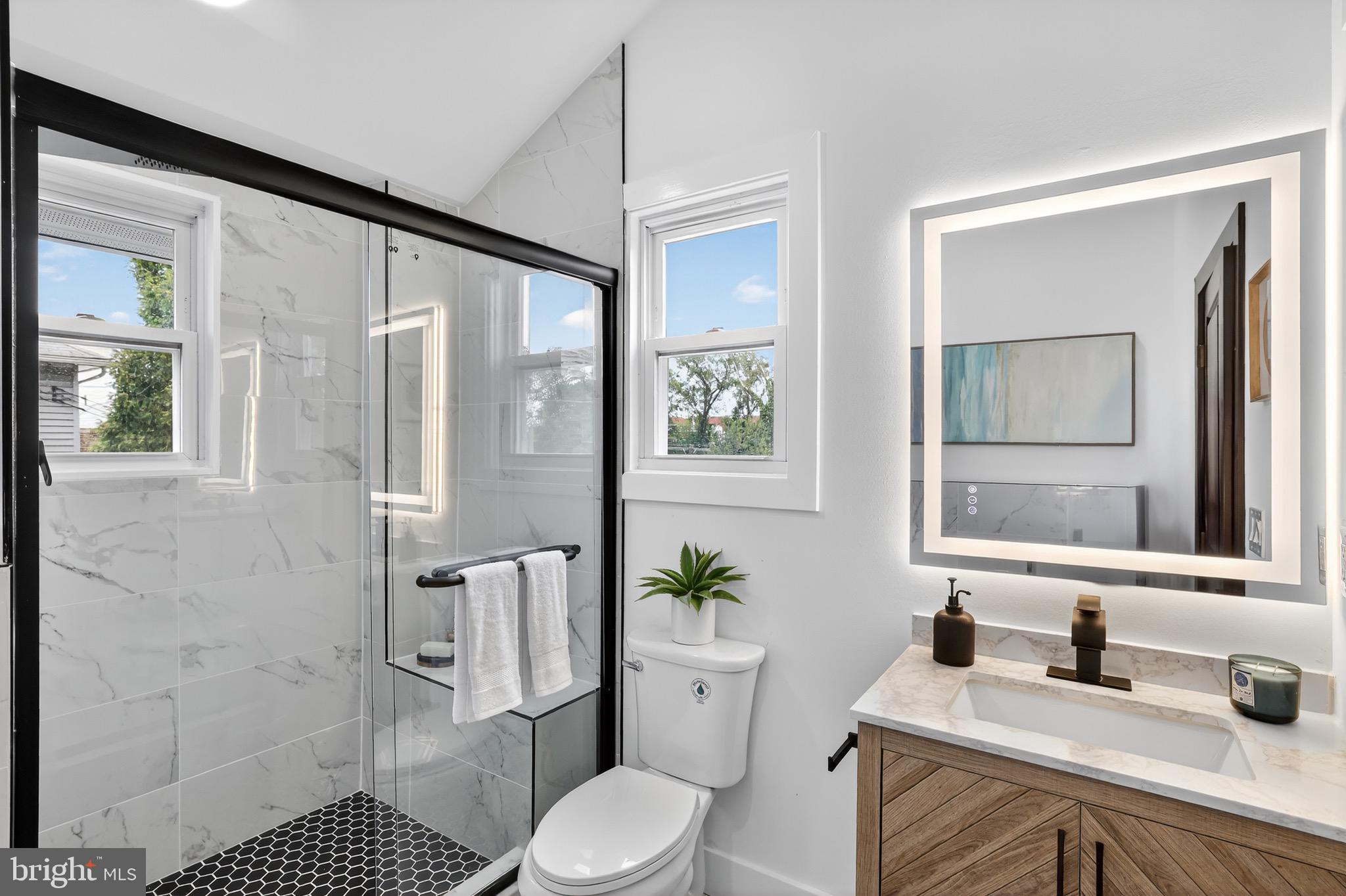 2948 MILLS AVENUE NE