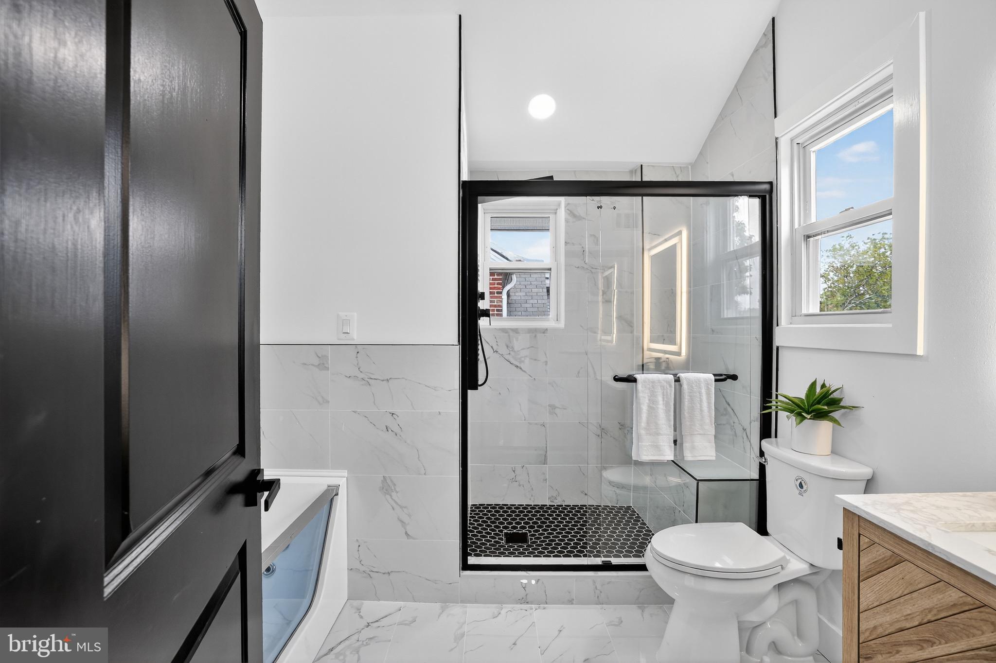 2948 MILLS AVENUE NE