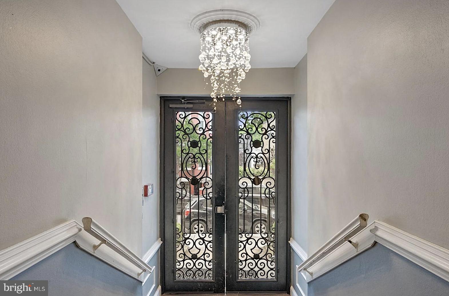 1436 MERIDIAN PLACE NW LL06