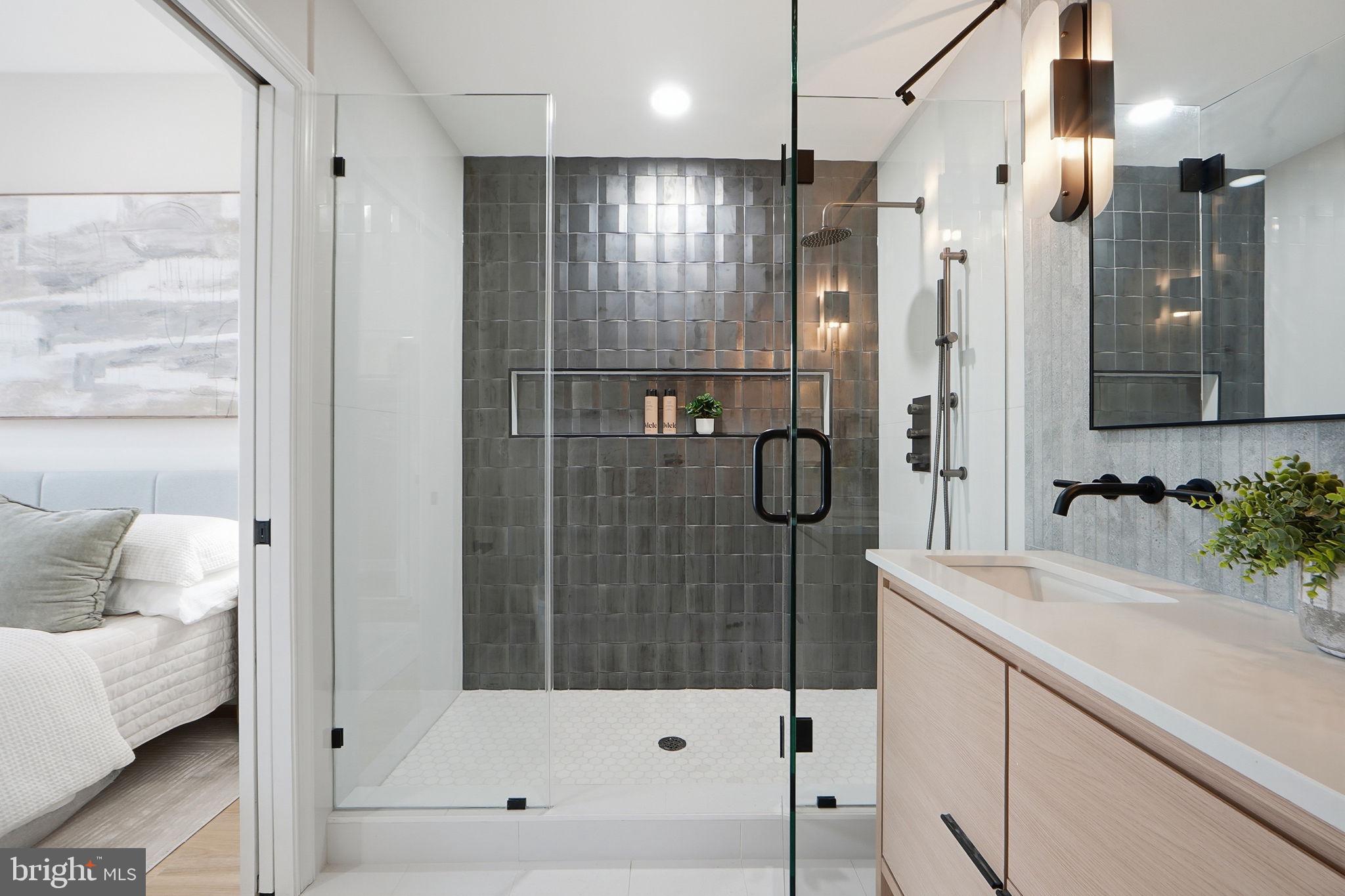 1412 TRINIDAD AVENUE NE