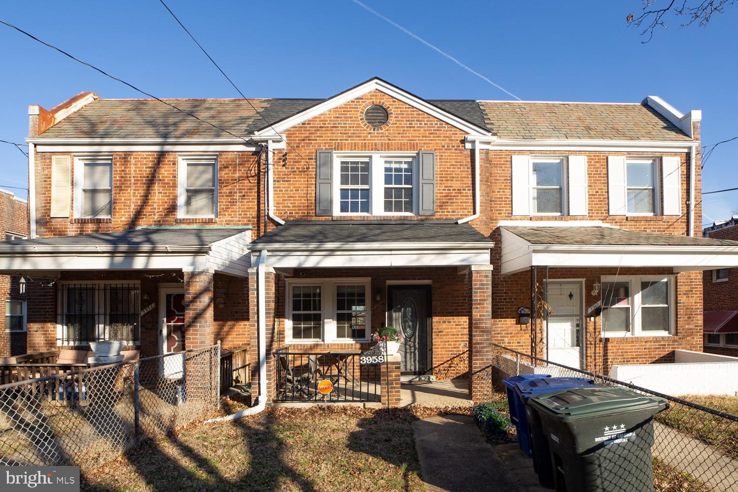 3958 BLAINE STREET NE