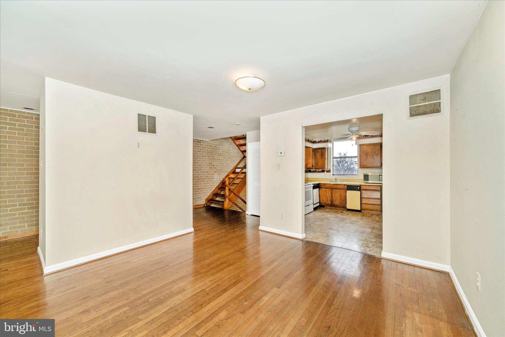 3136 BANNEKER DRIVE NE 3136