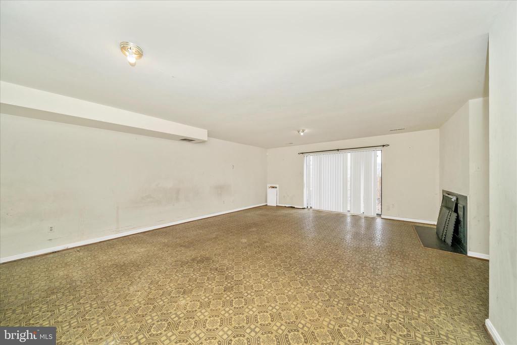 3136 BANNEKER DRIVE NE 3136