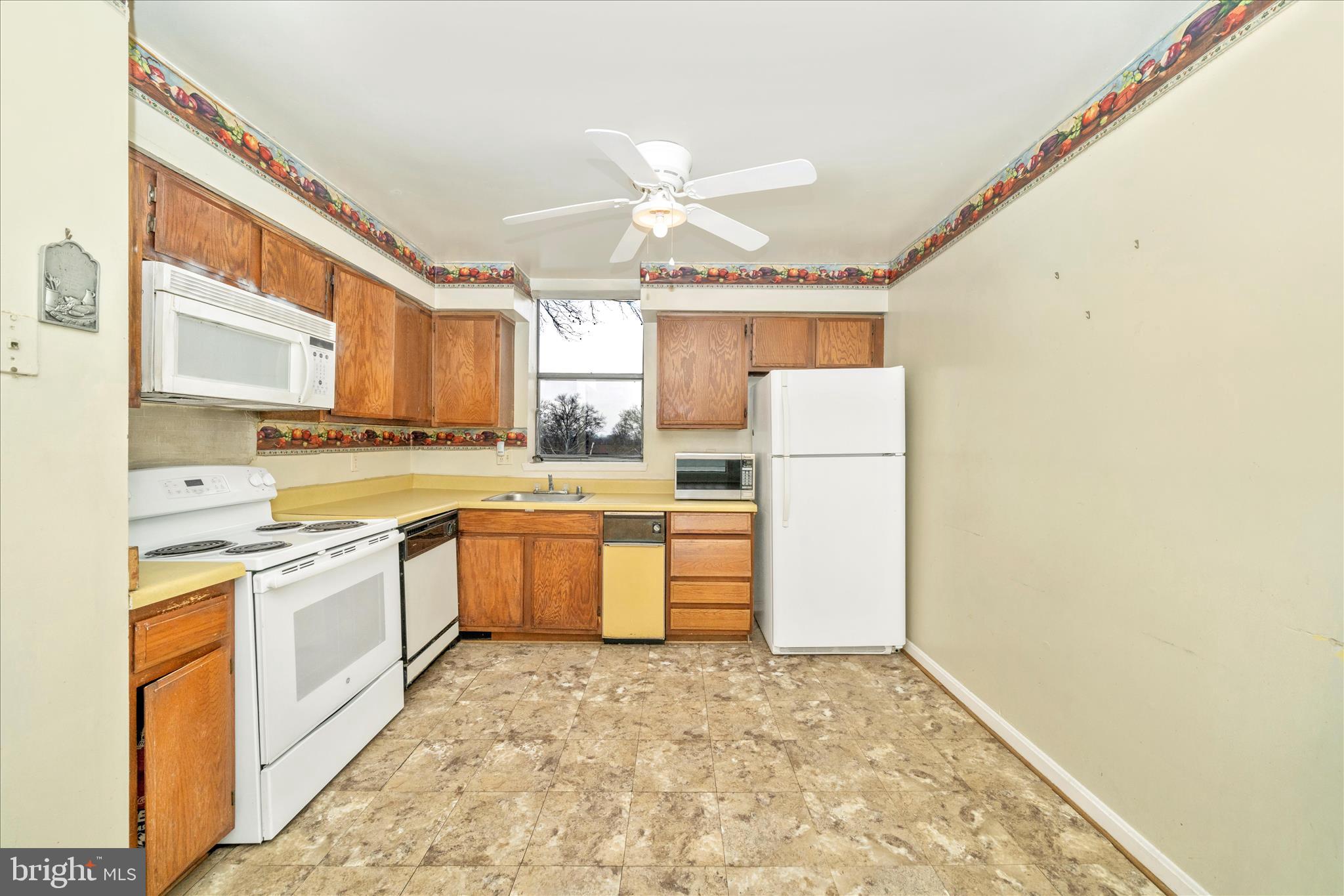 3136 BANNEKER DRIVE NE 3136