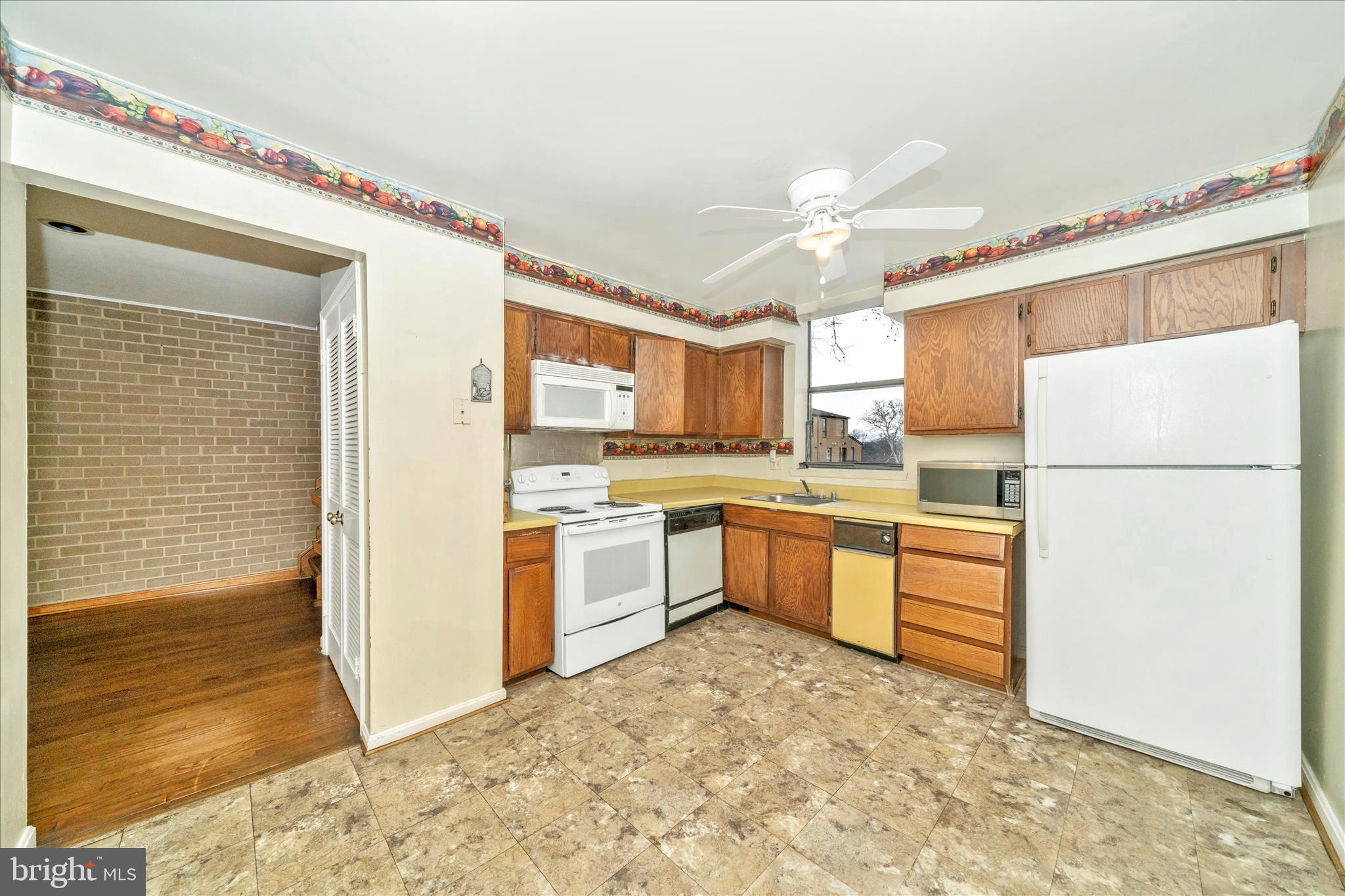 3136 BANNEKER DRIVE NE 3136