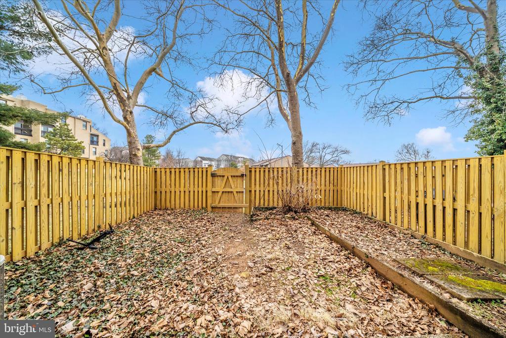 3136 BANNEKER DRIVE NE 3136