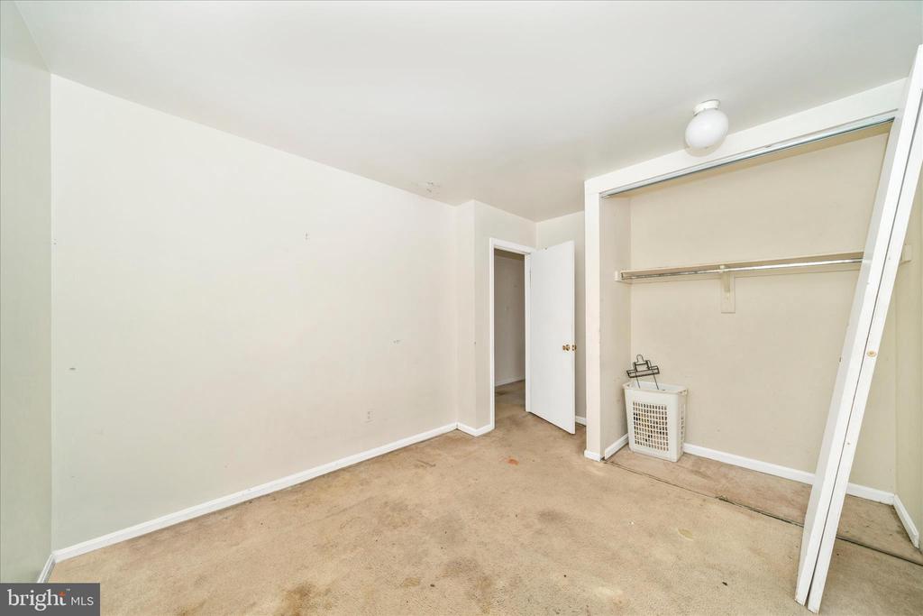 3136 BANNEKER DRIVE NE 3136