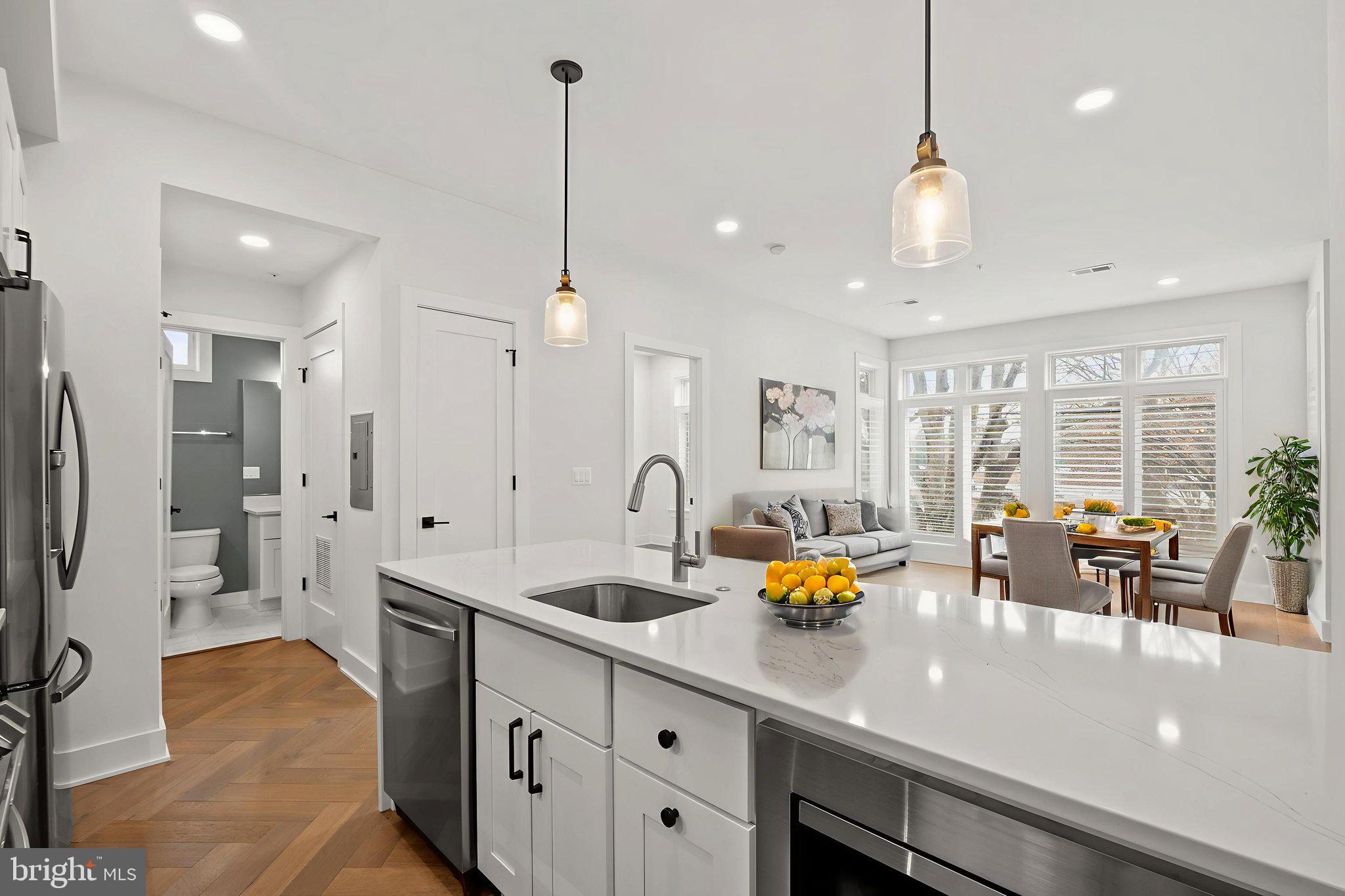 4315 HARRISON STREET NW 5