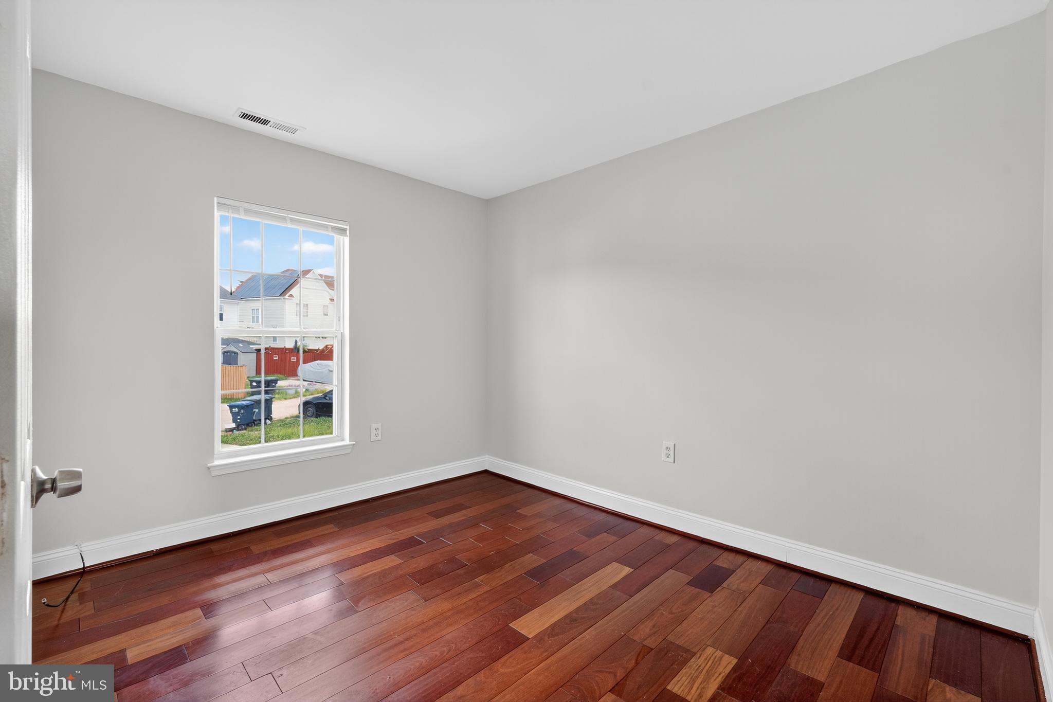 1827 FREDERICK DOUGLASS PLACE SE