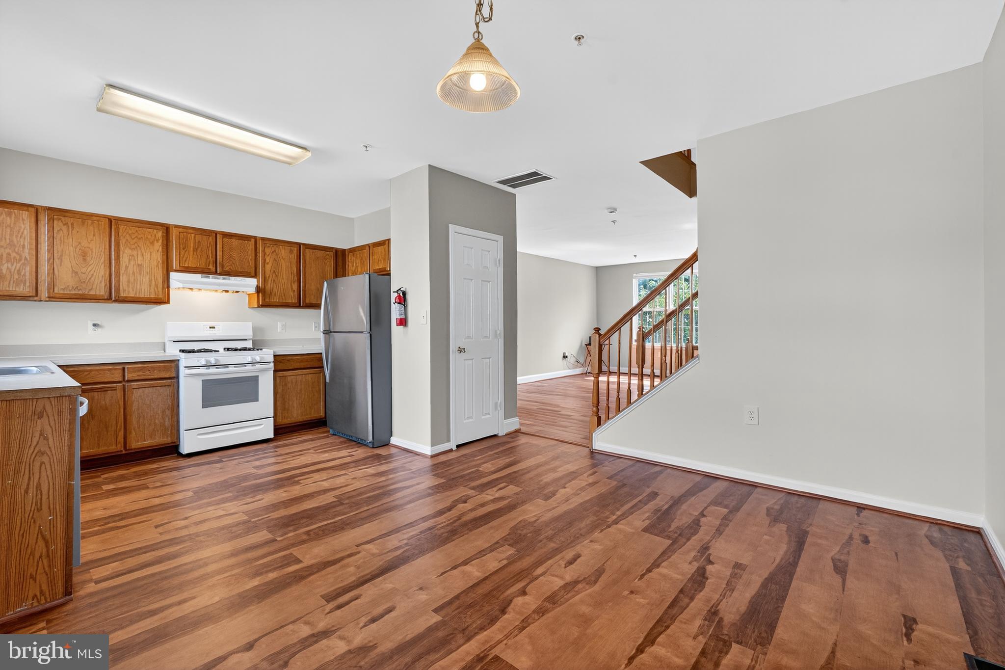 1827 FREDERICK DOUGLASS PLACE SE