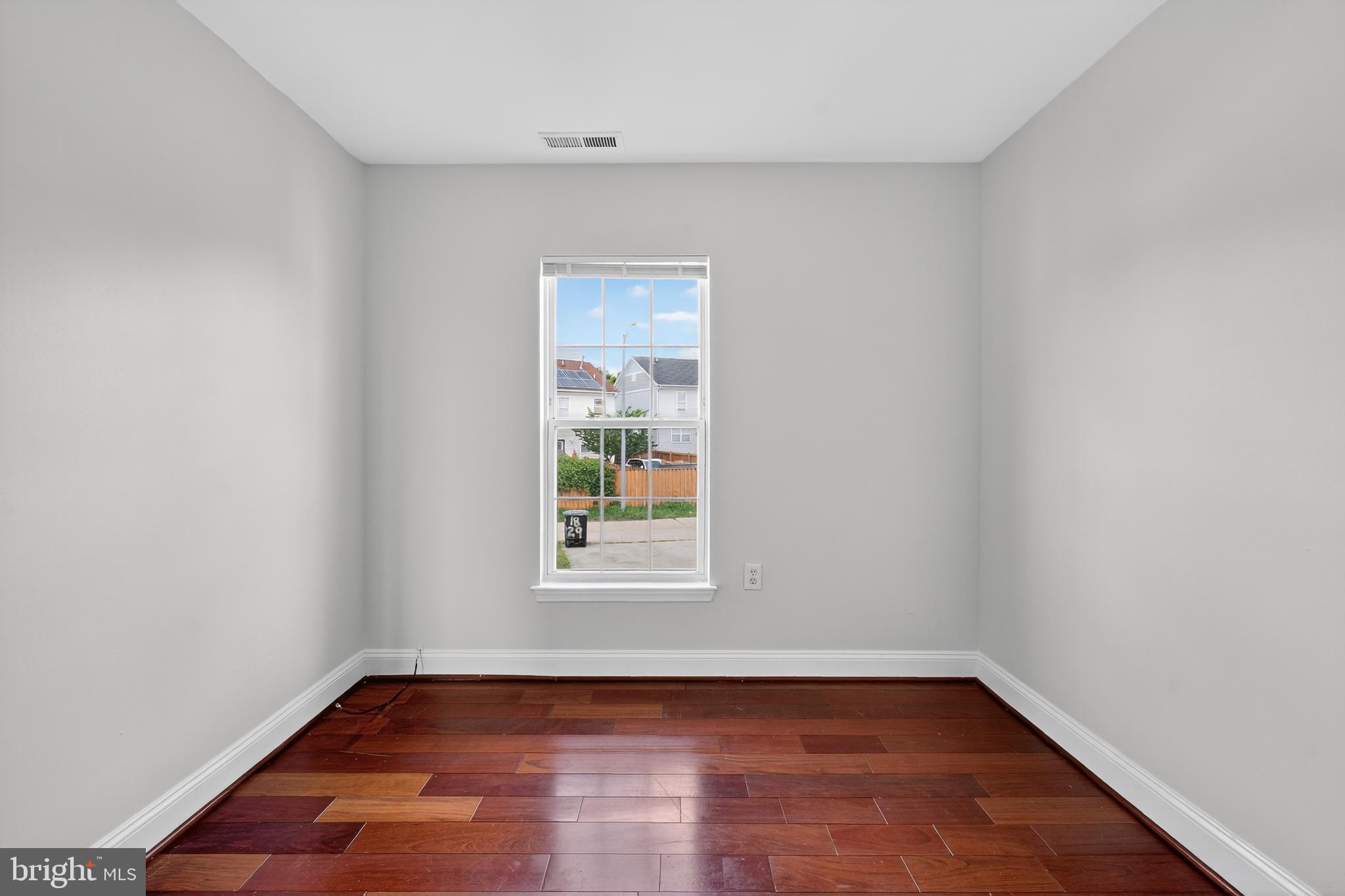 1827 FREDERICK DOUGLASS PLACE SE