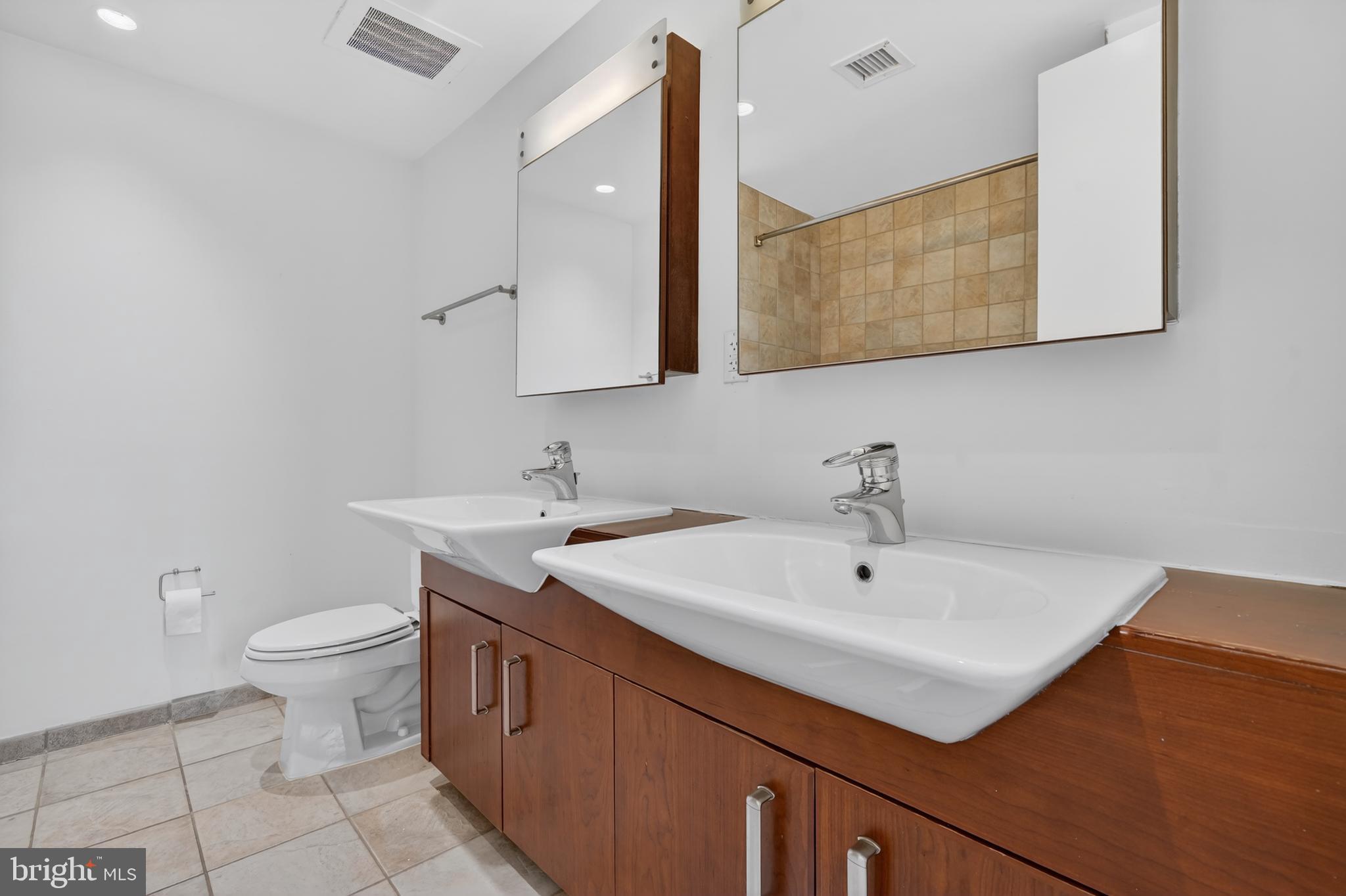 1413 P STREET NW 306