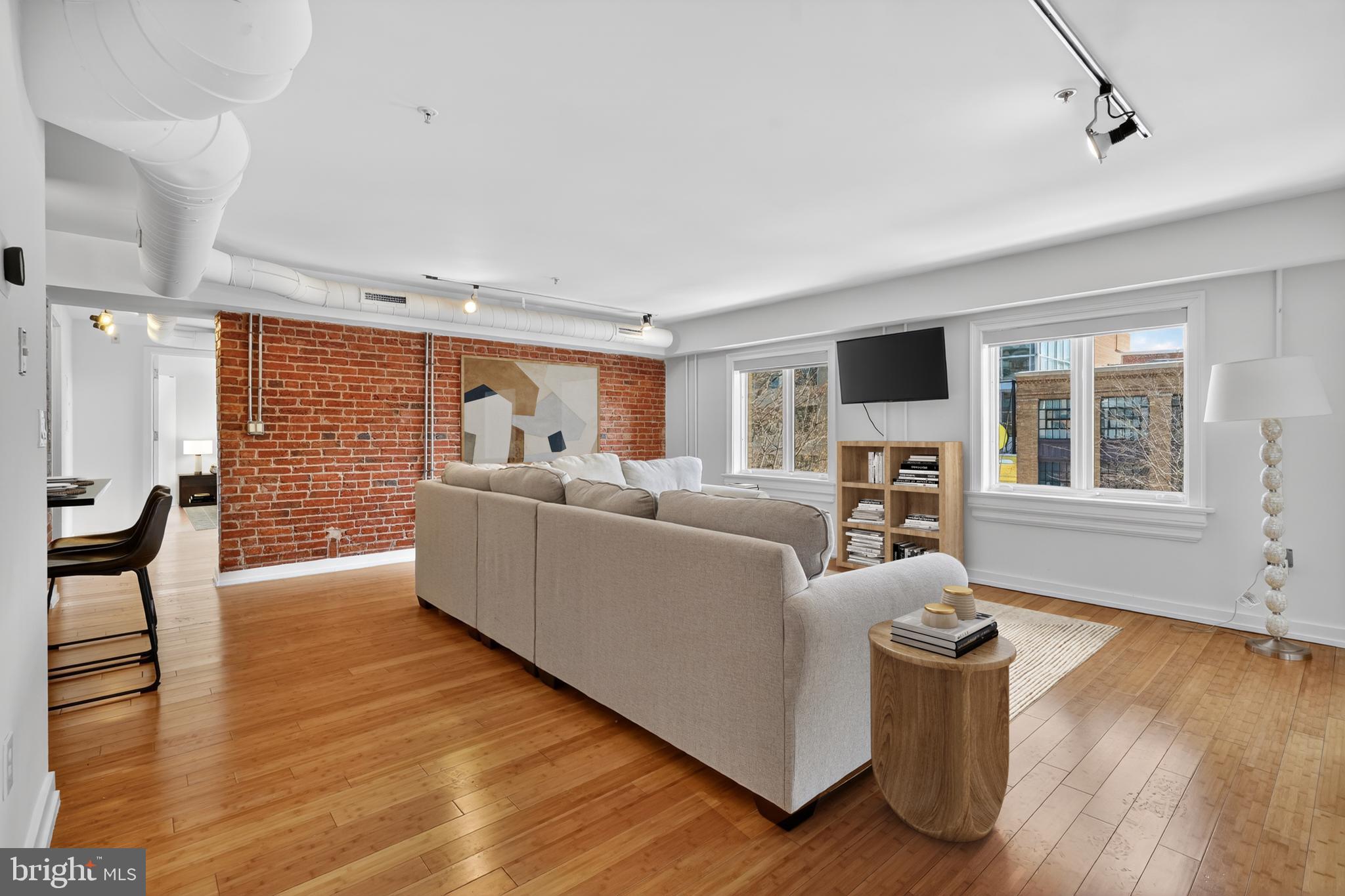 1413 P STREET NW 306