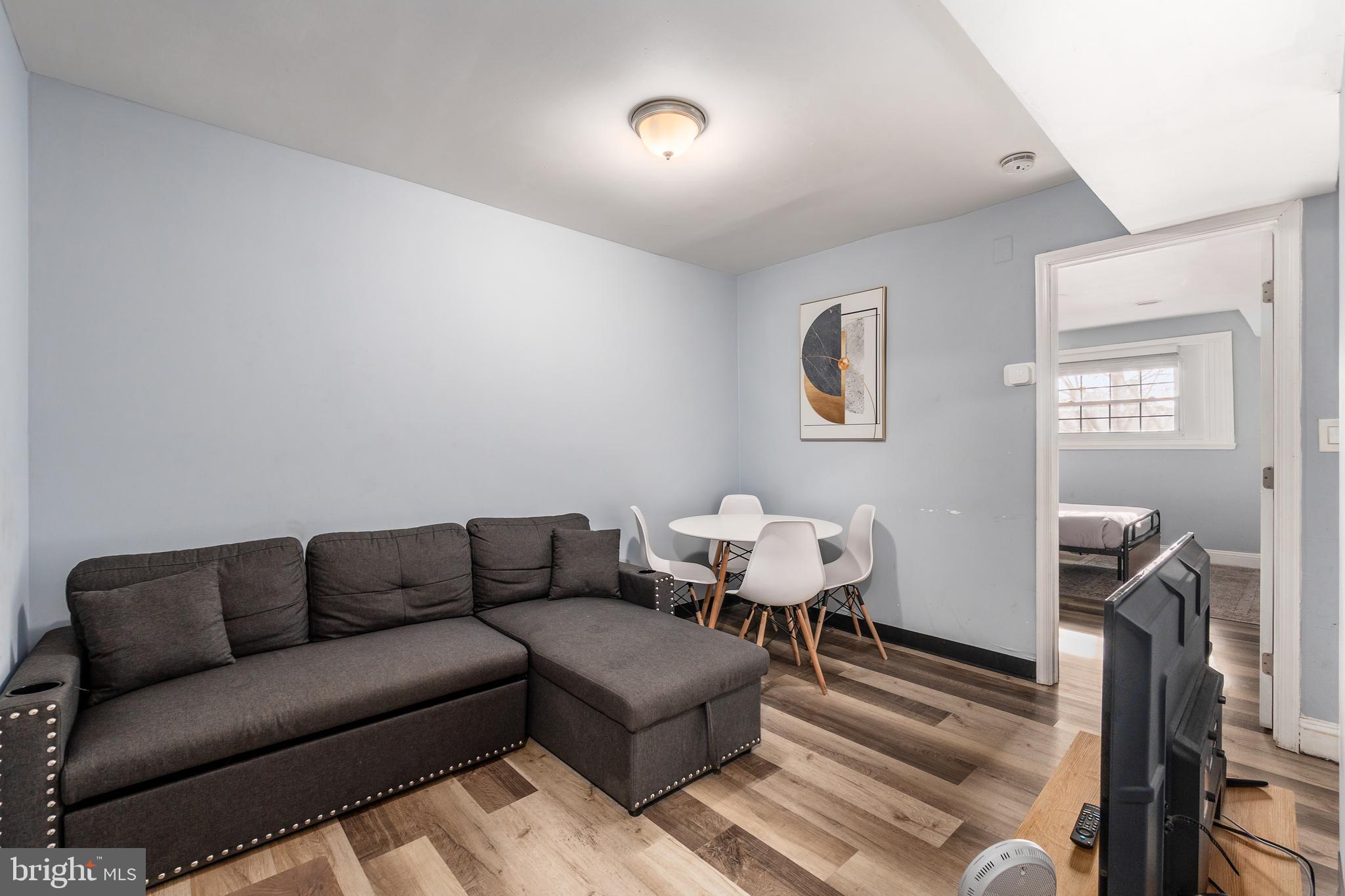 1619 BUTLER STREET SE 3