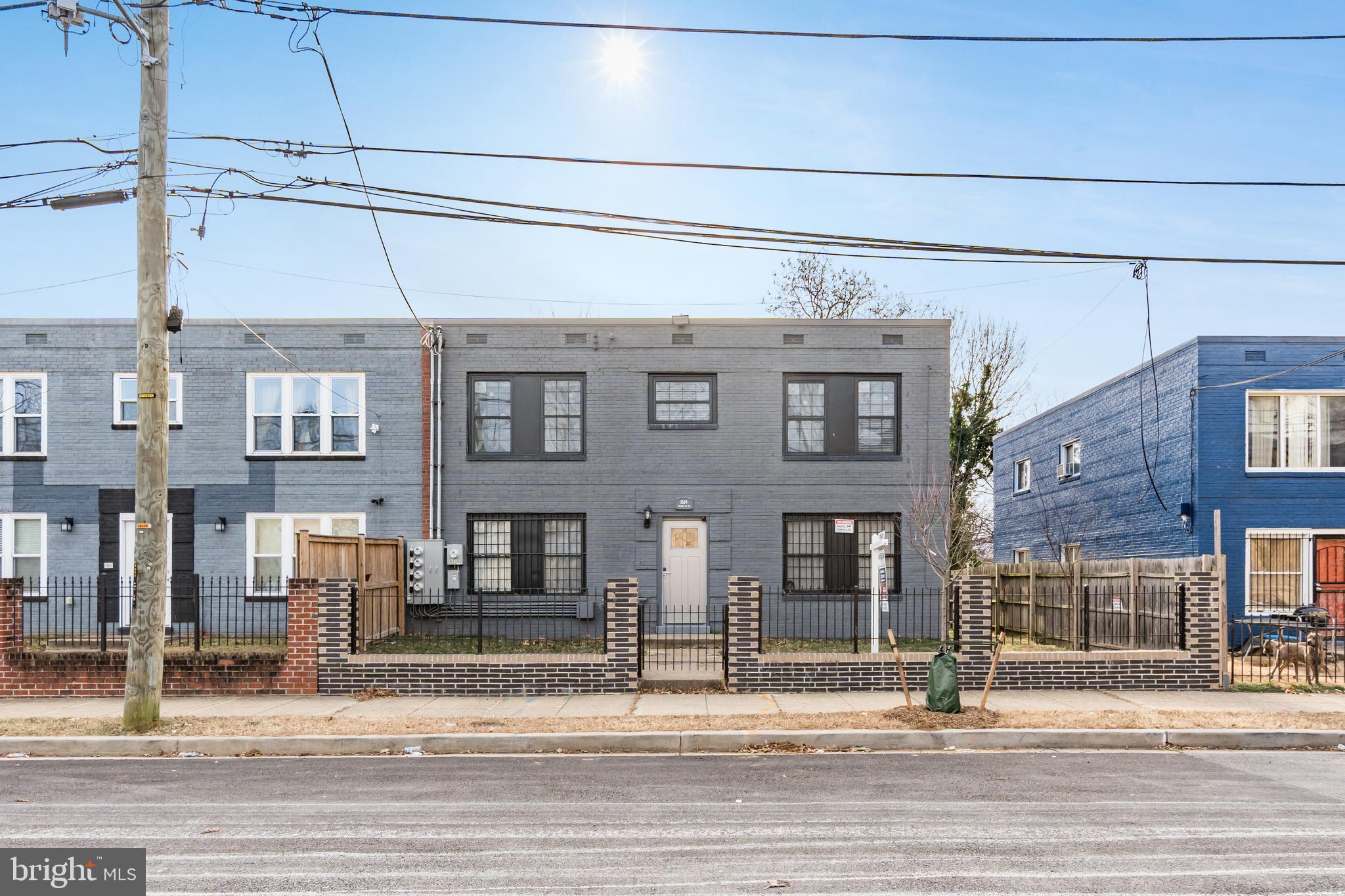 1619 BUTLER STREET SE 3