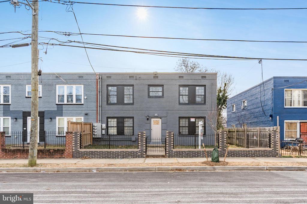 1619 BUTLER STREET SE 3