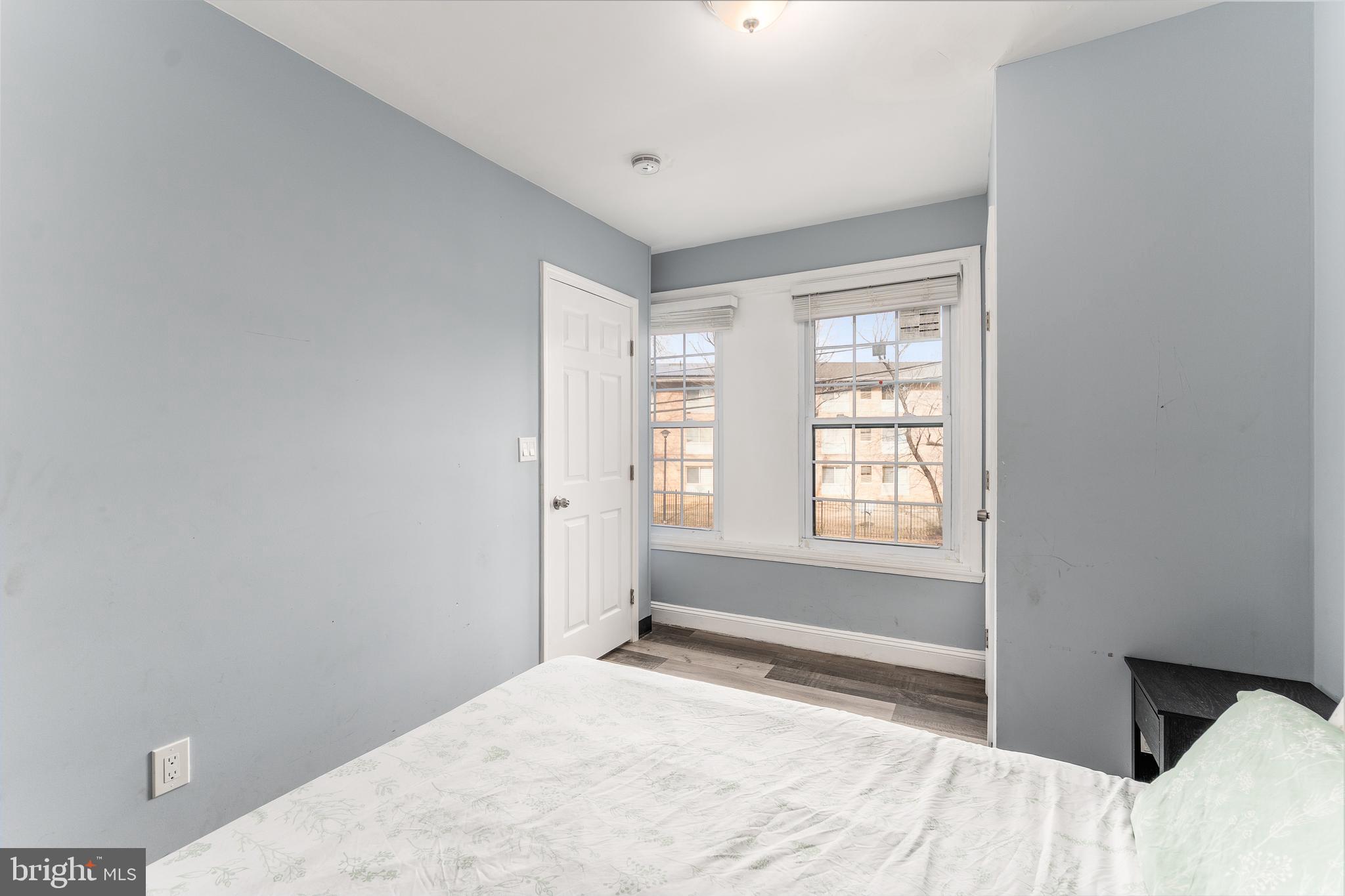 1619 BUTLER STREET SE 3