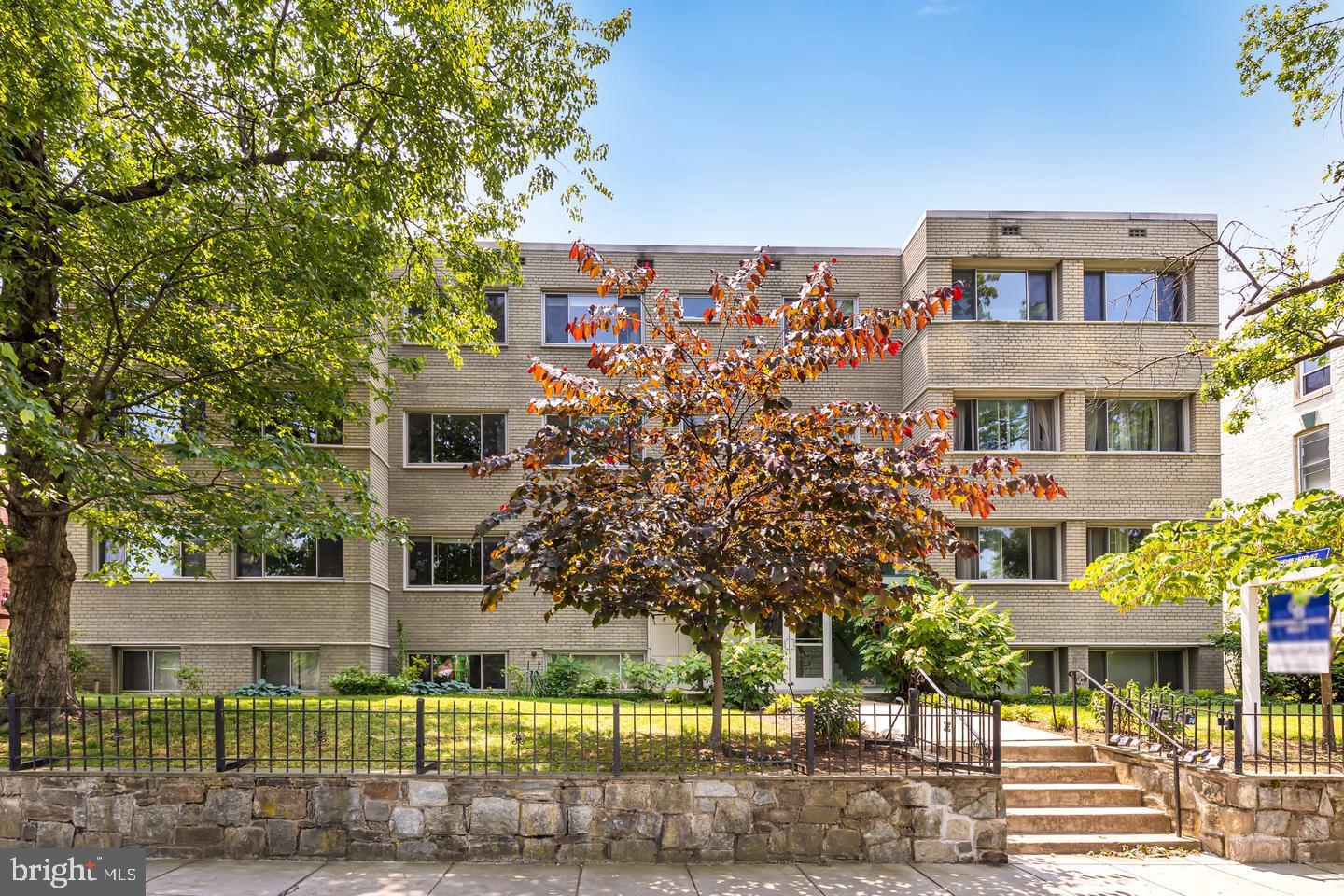 804 TAYLOR STREET NW 201