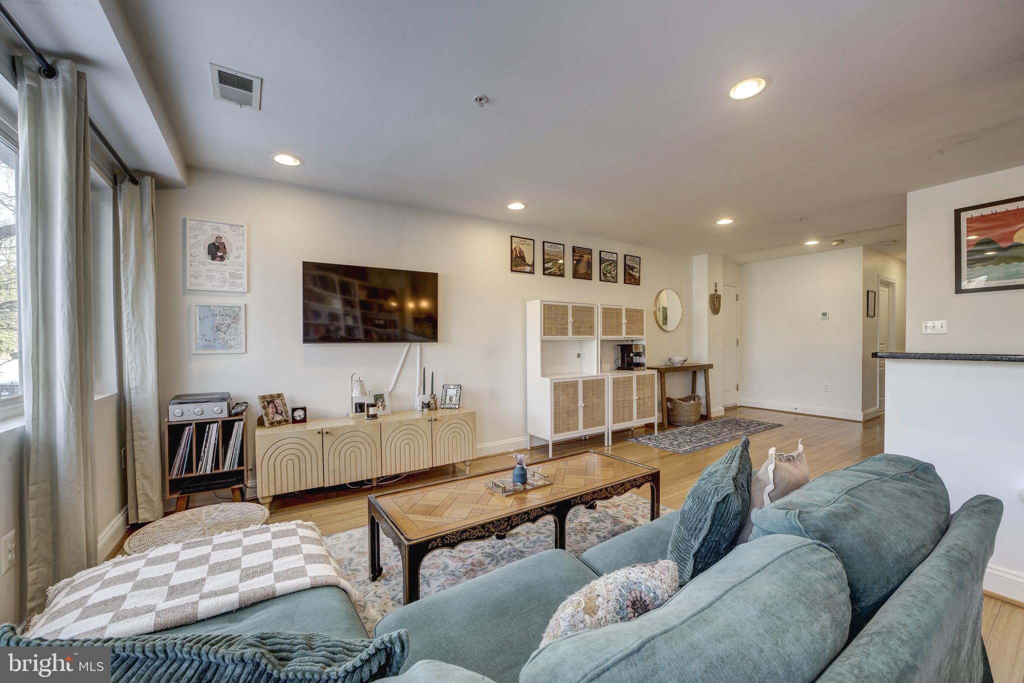 804 TAYLOR STREET NW 201