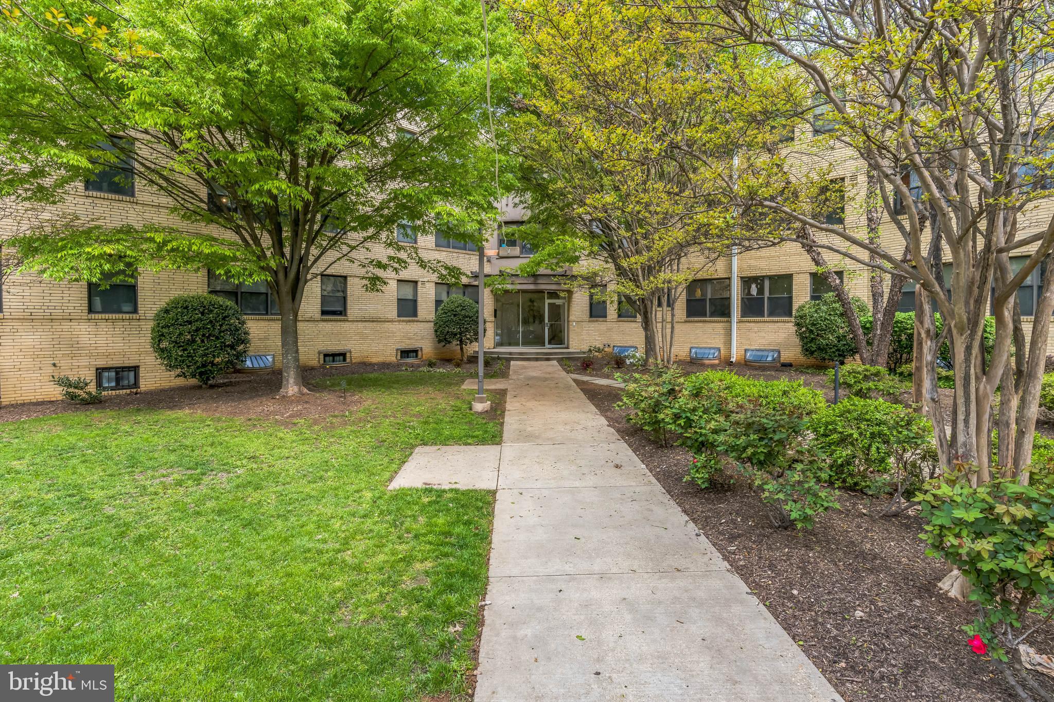 212 OAKWOOD STREET SE 218