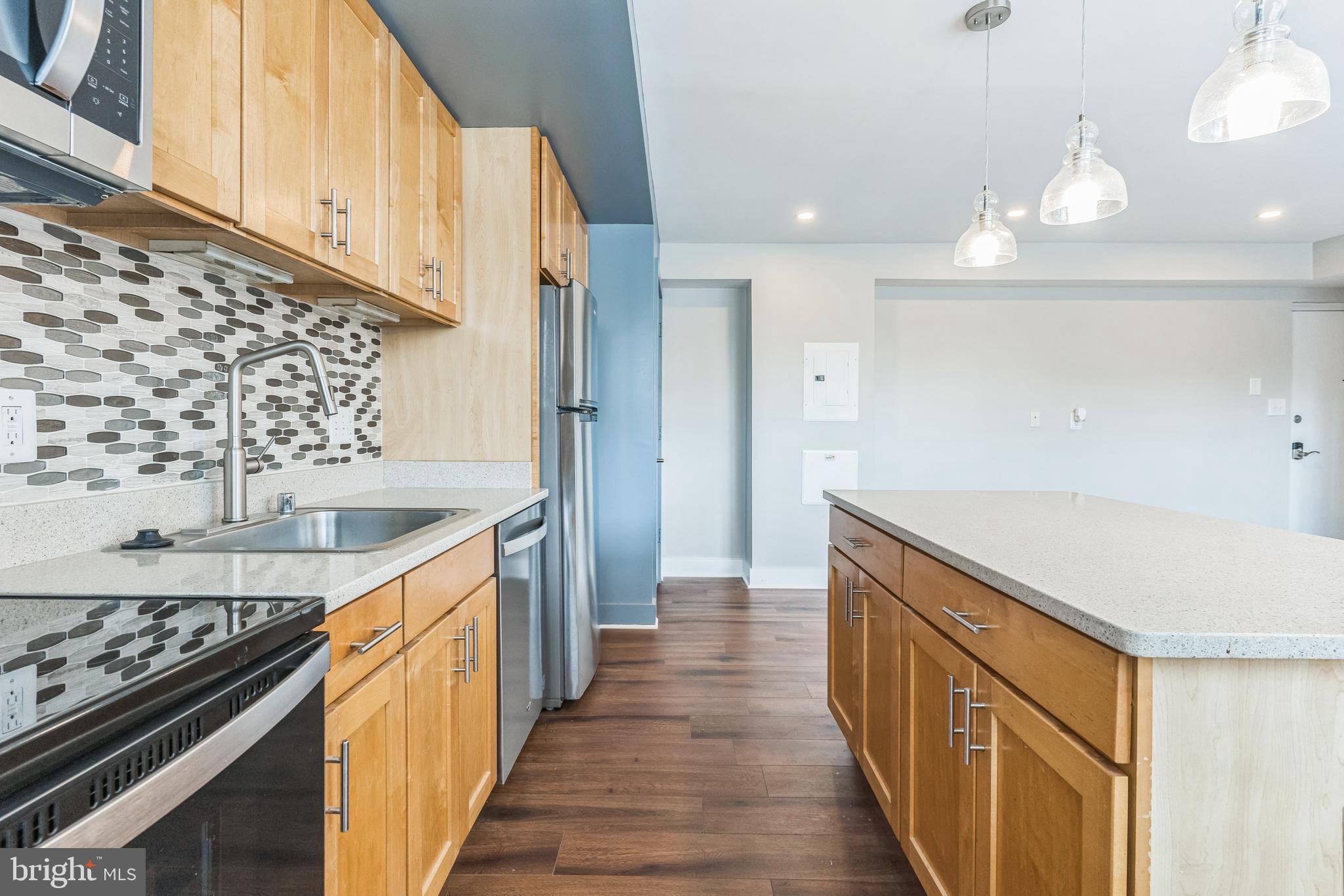 212 OAKWOOD STREET SE 218