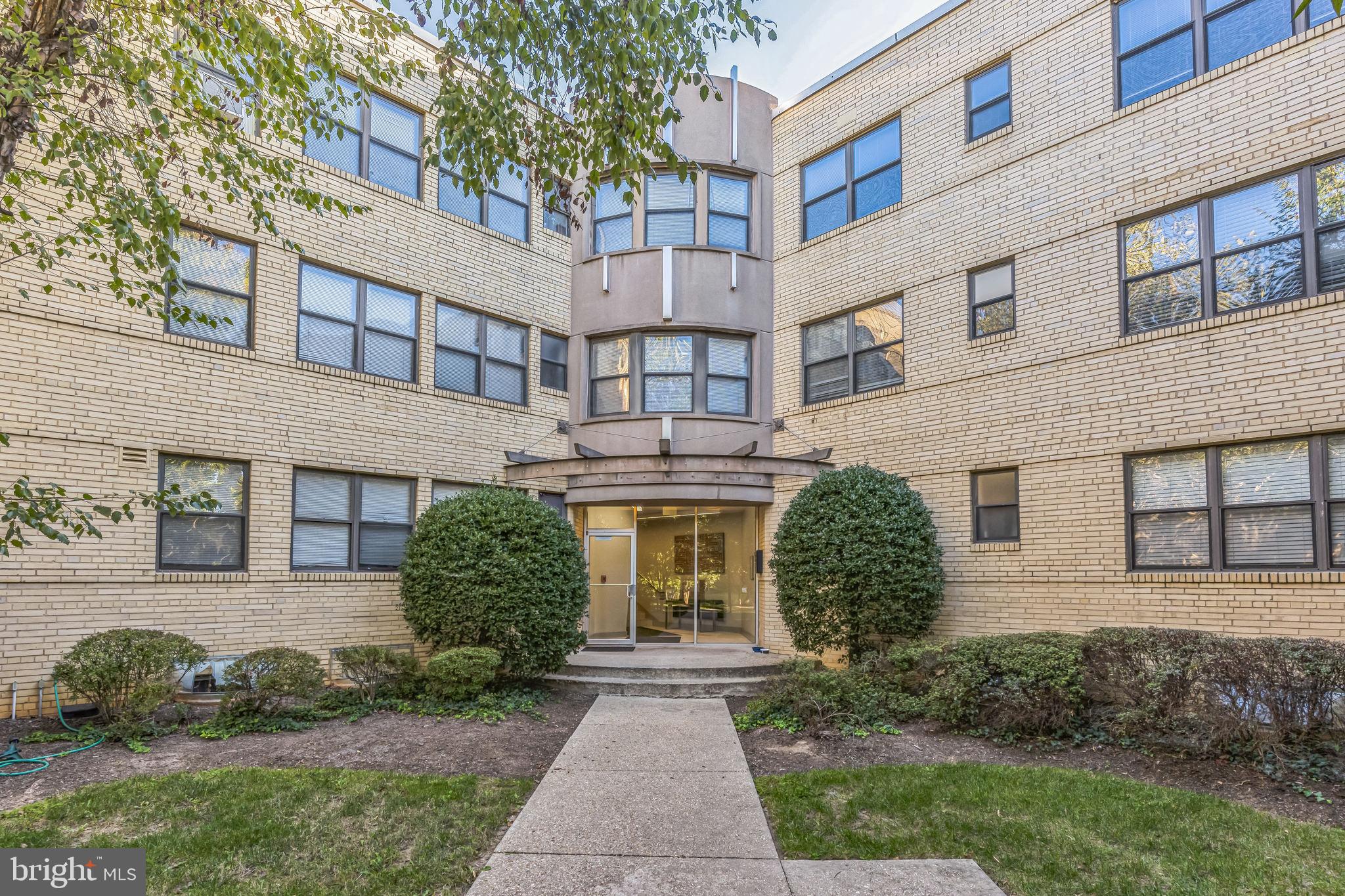 212 OAKWOOD STREET SE 218