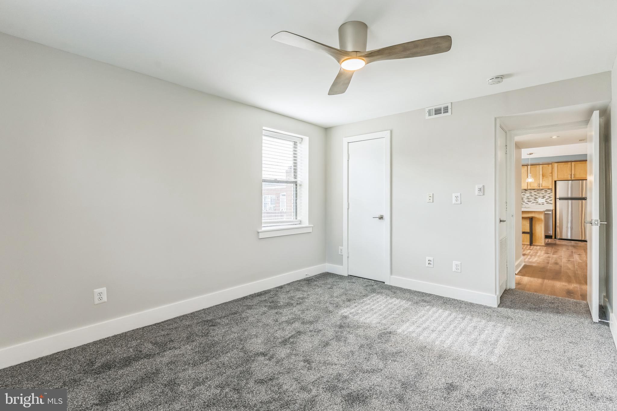 212 OAKWOOD STREET SE 218