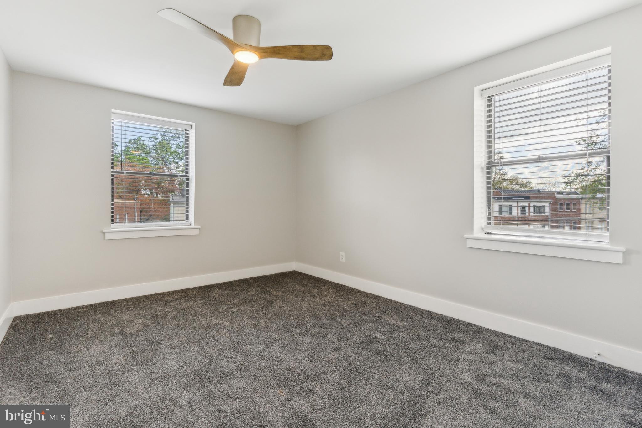 212 OAKWOOD STREET SE 218