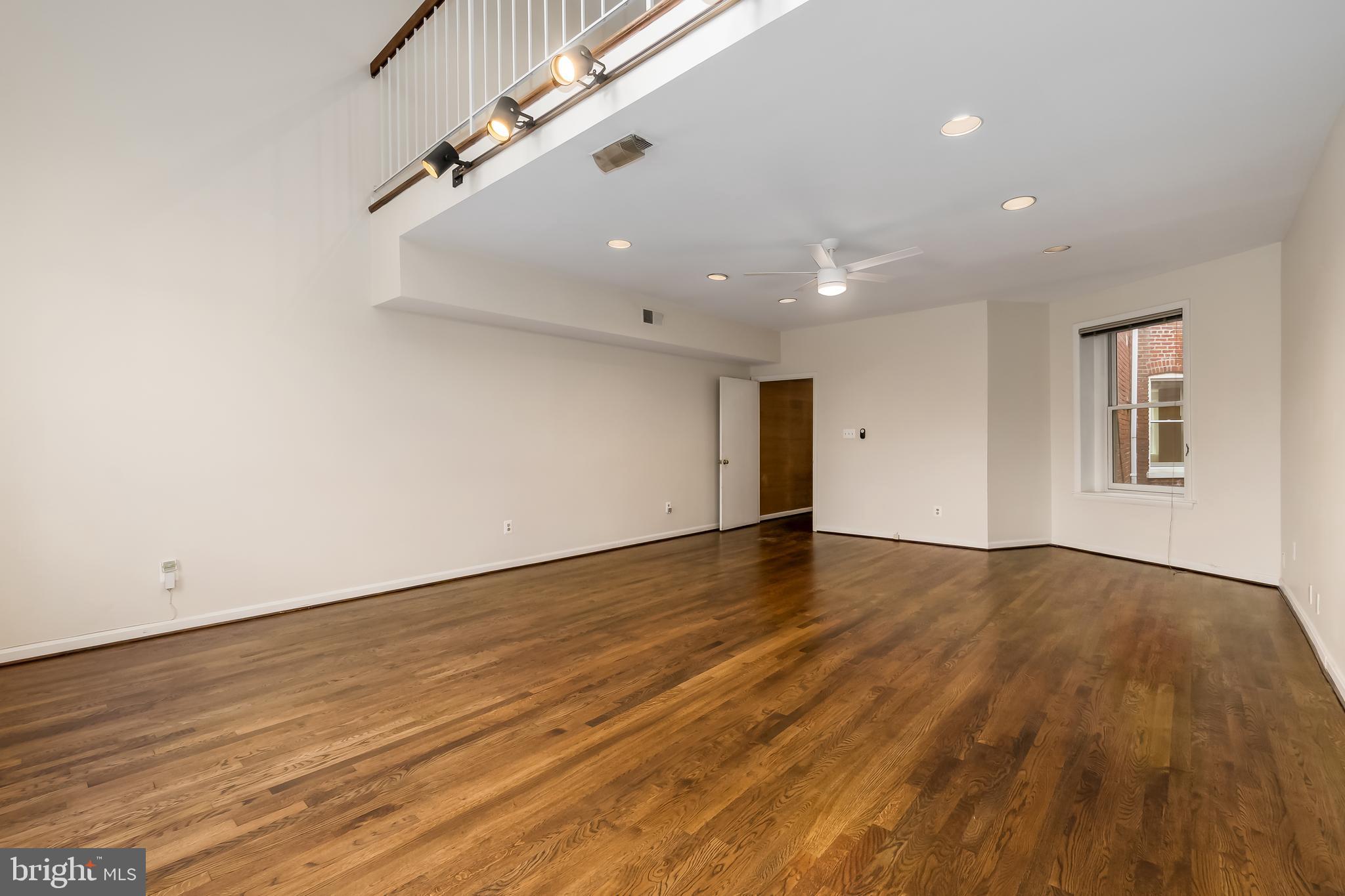 127 11TH STREET NE C