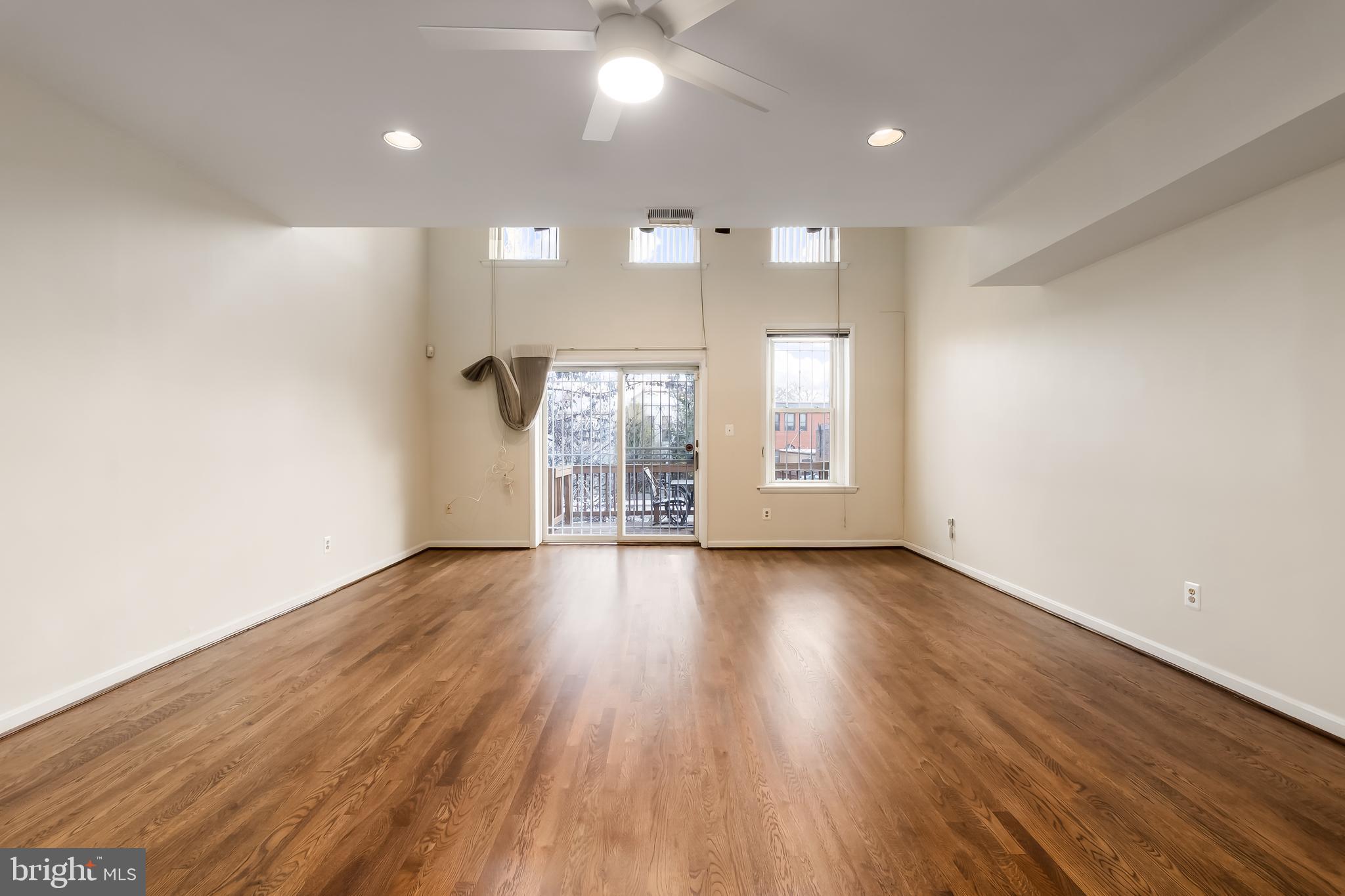 127 11TH STREET NE C