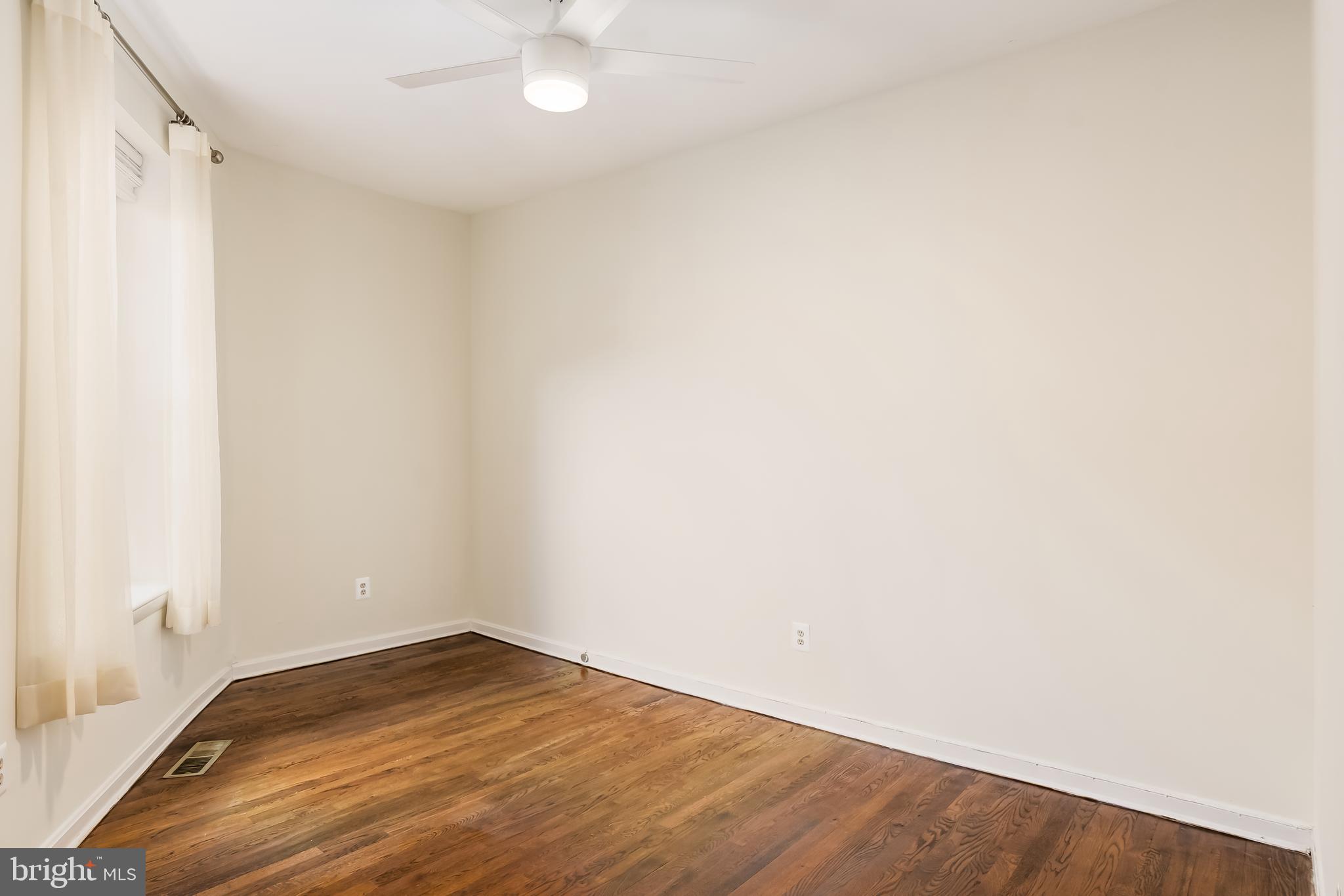 127 11TH STREET NE C