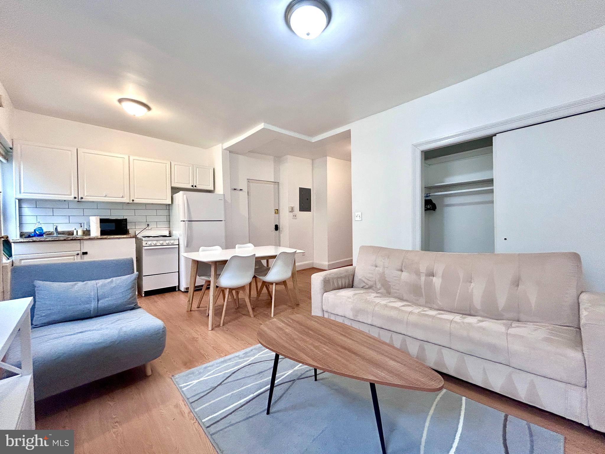 1544 INDEPENDENCE AVENUE SE 3