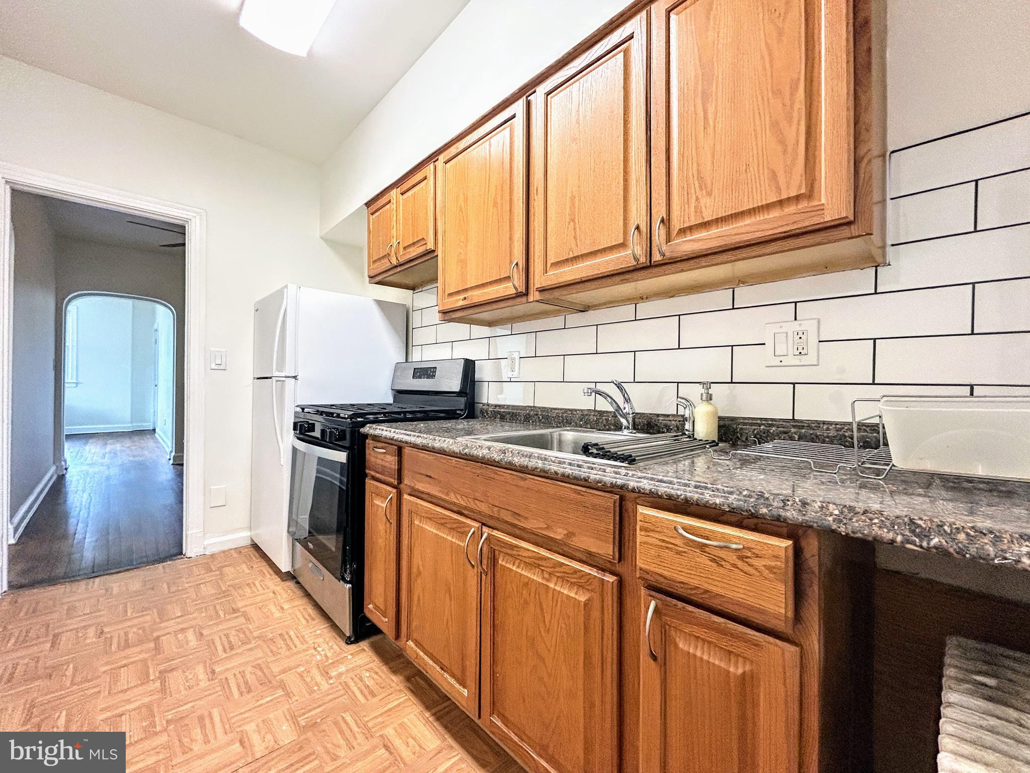 446 MELLON STREET SE 4