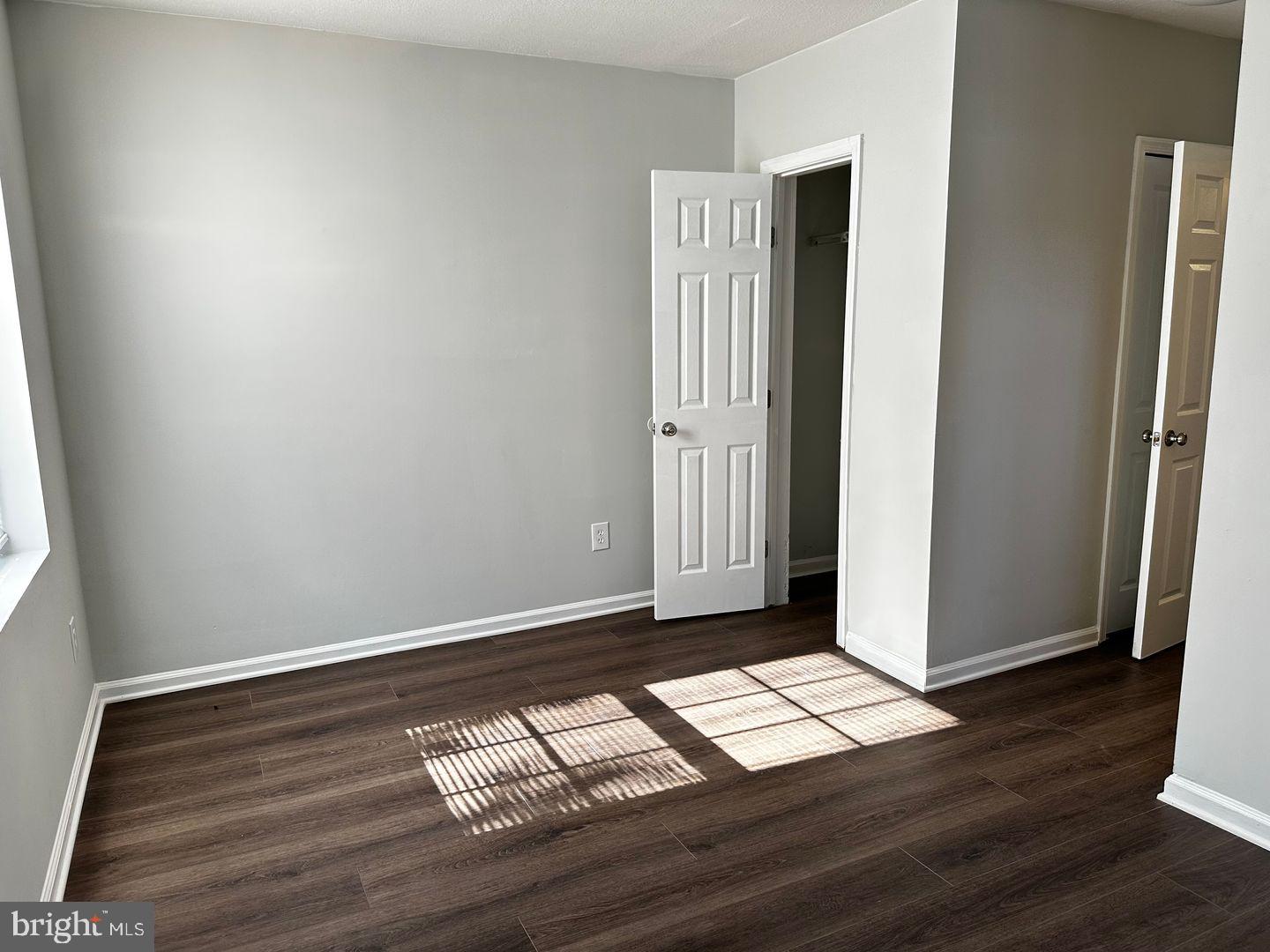 4632 HILLSIDE ROAD SE 1