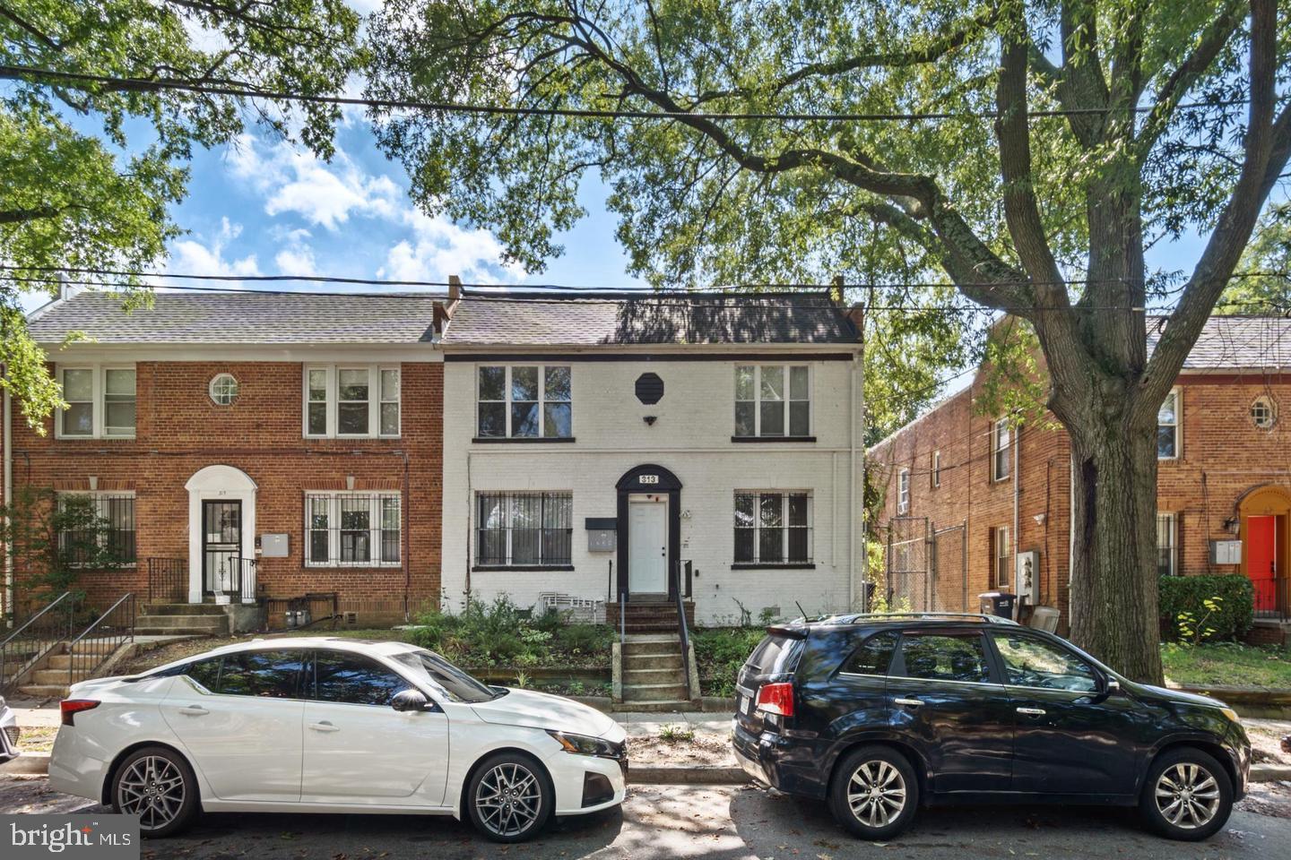 313 PARKLAND PLACE SE 3