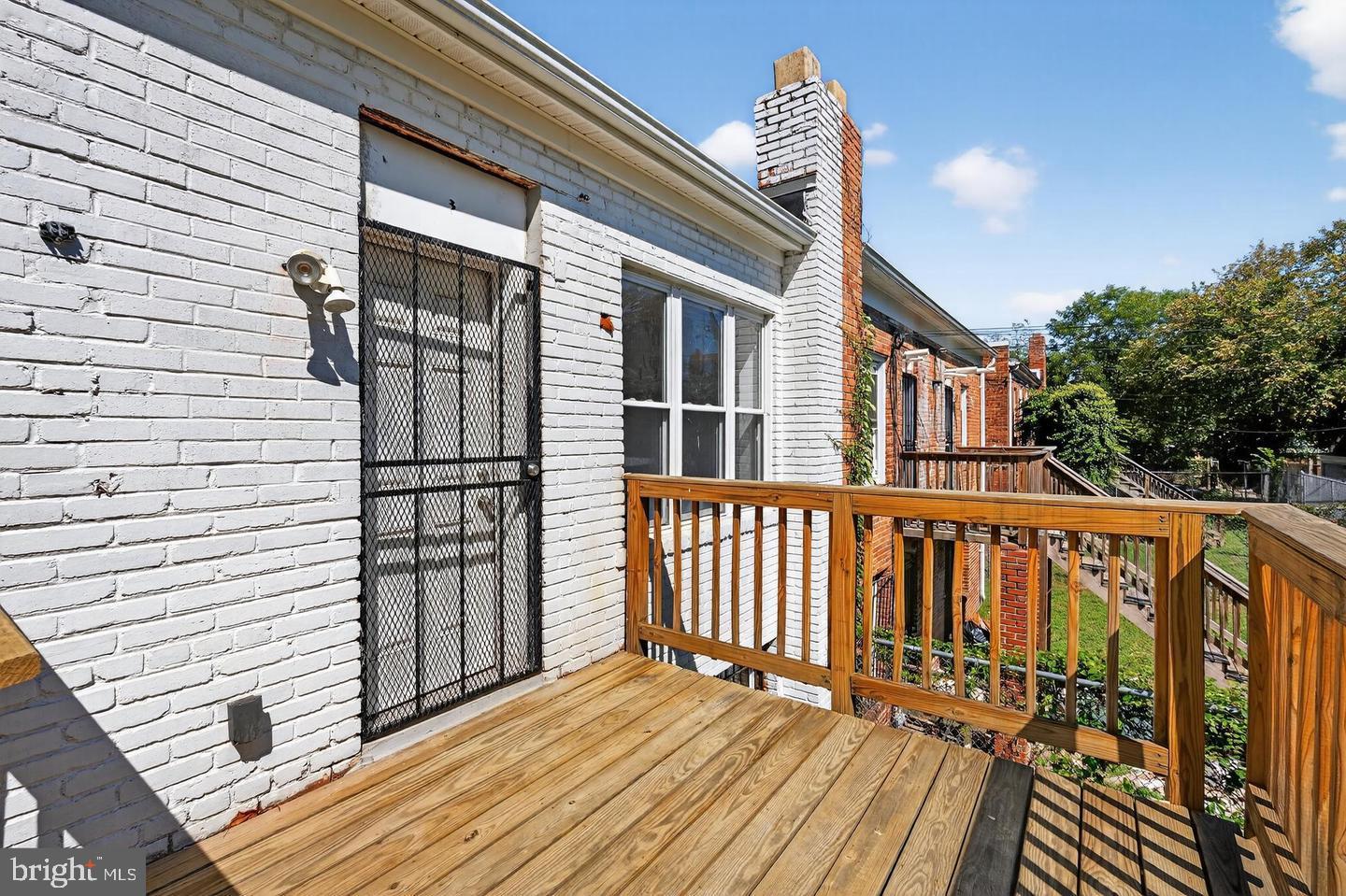 313 PARKLAND PLACE SE 3