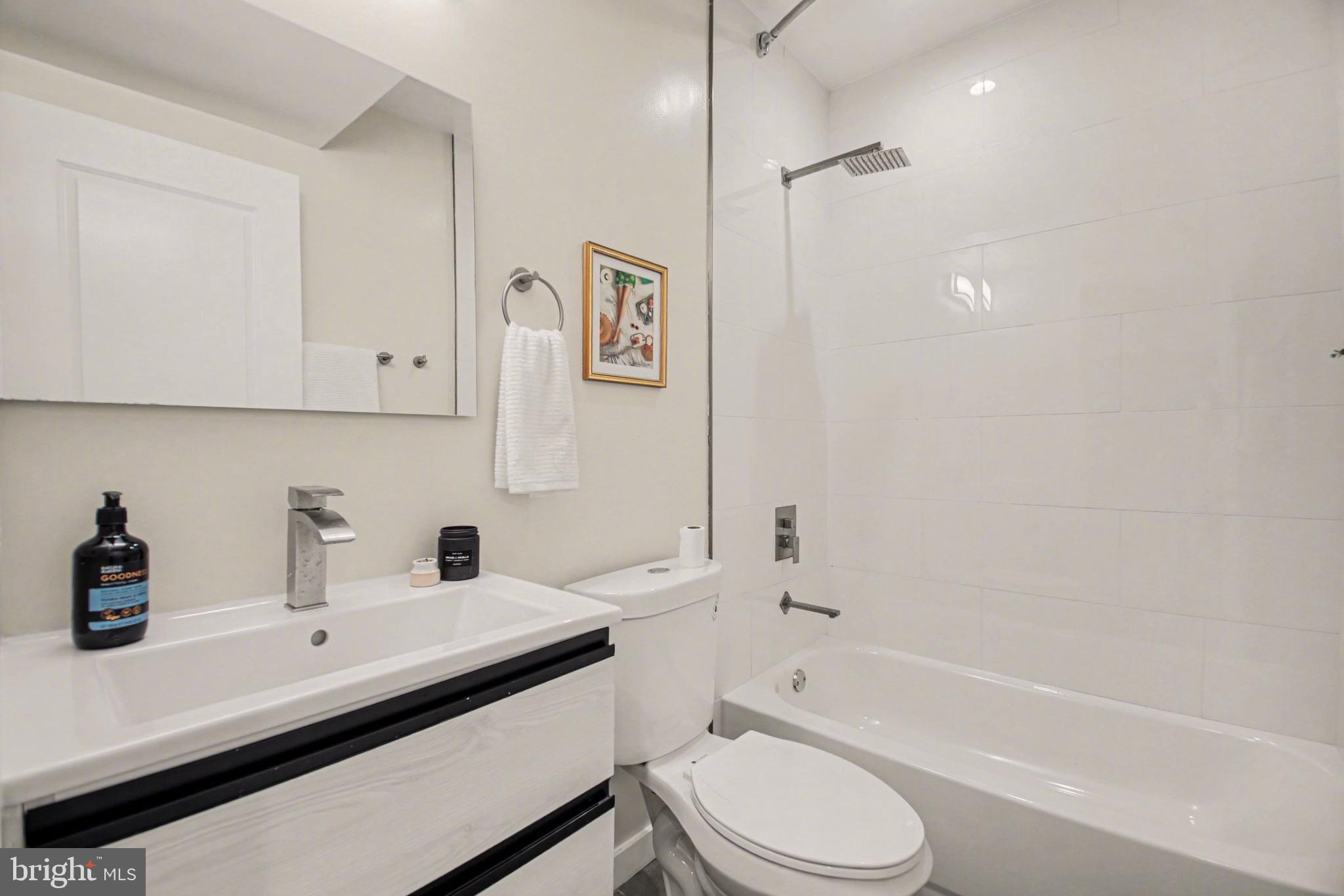 2116 4TH STREET NE C