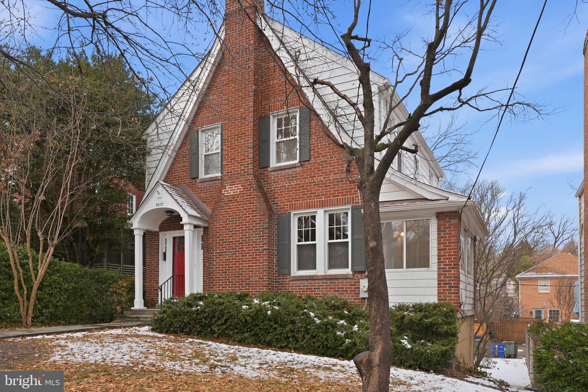 3609 JENIFER STREET NW