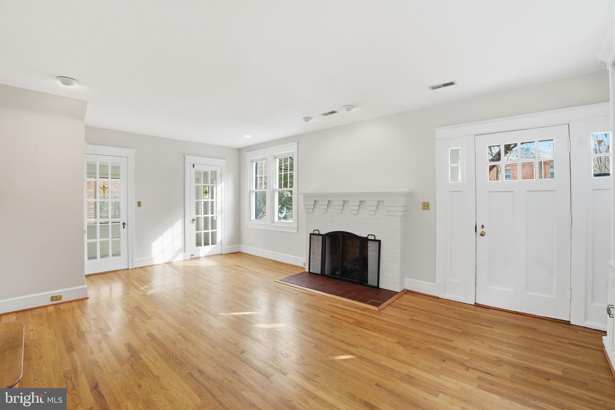 3609 JENIFER STREET NW