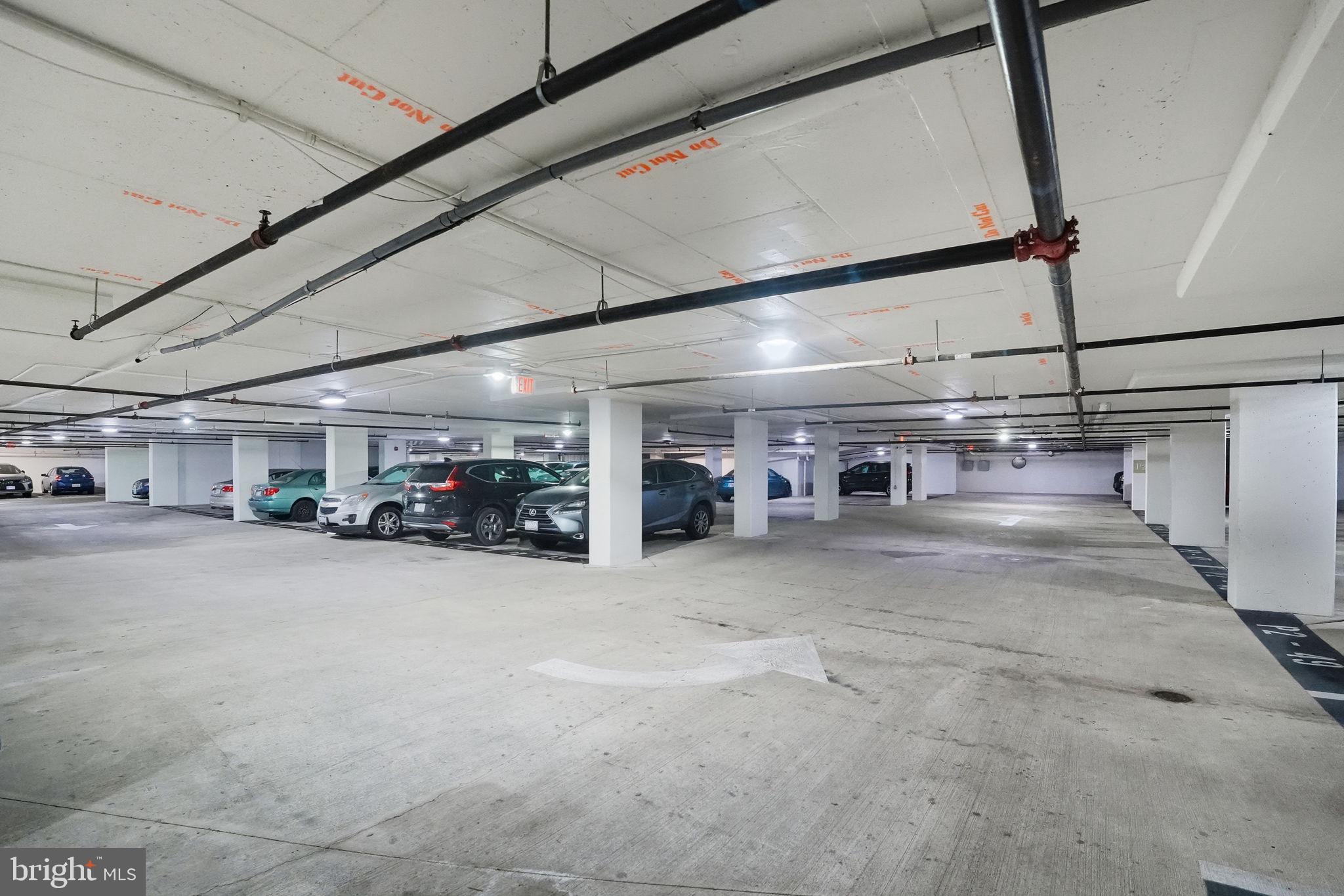 350 G STREET SW N302