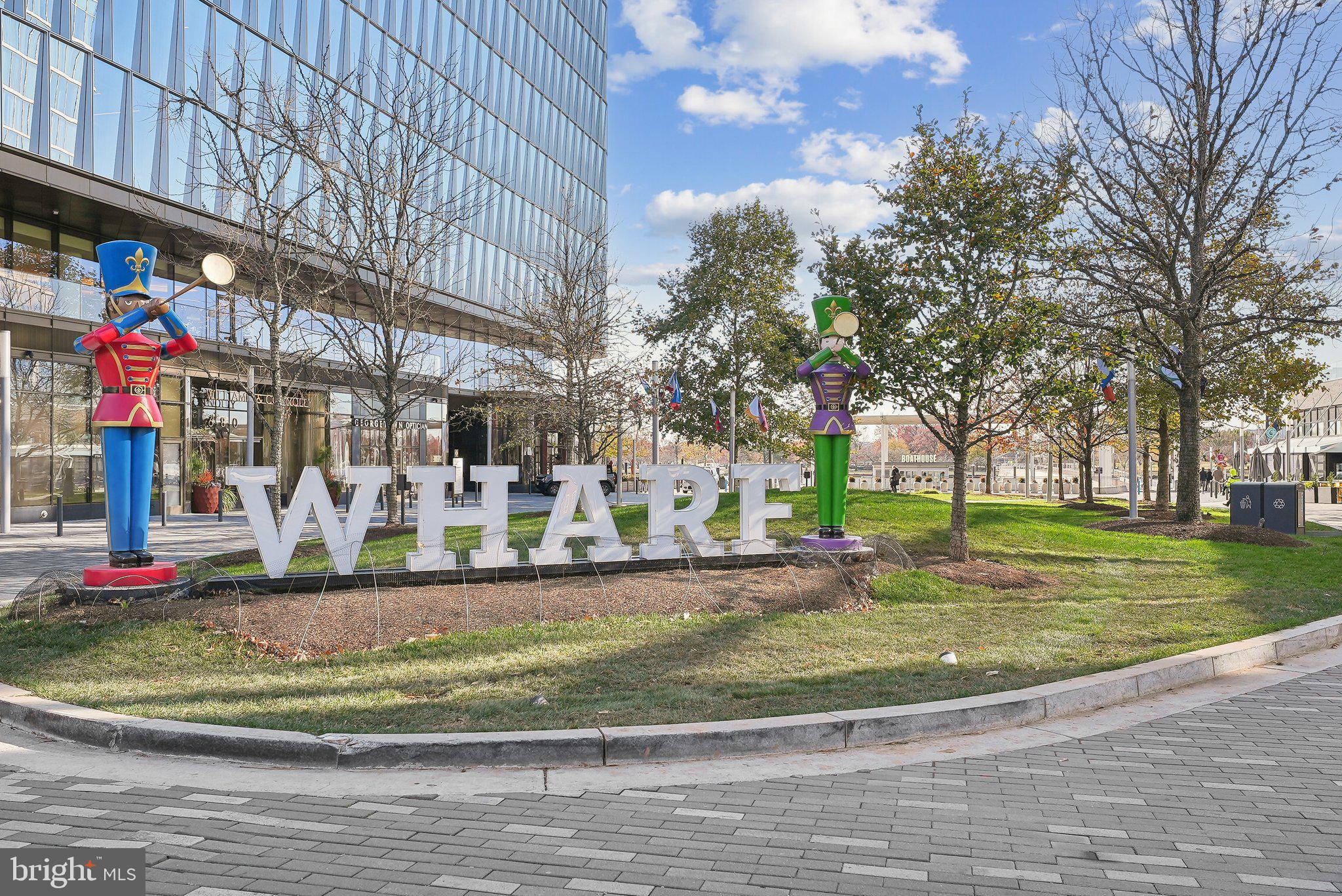 350 G STREET SW N302