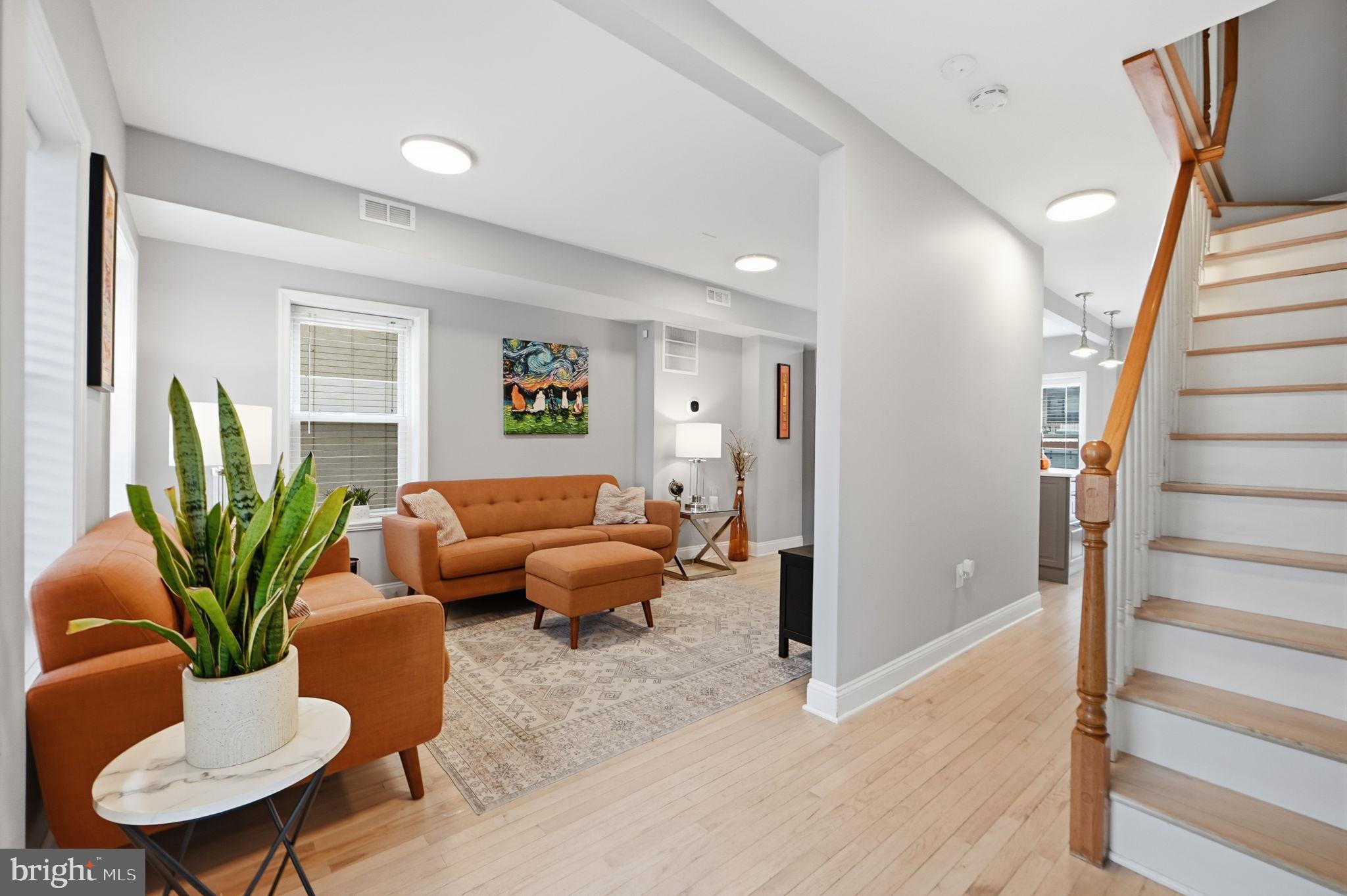 608 ORLEANS PLACE NE