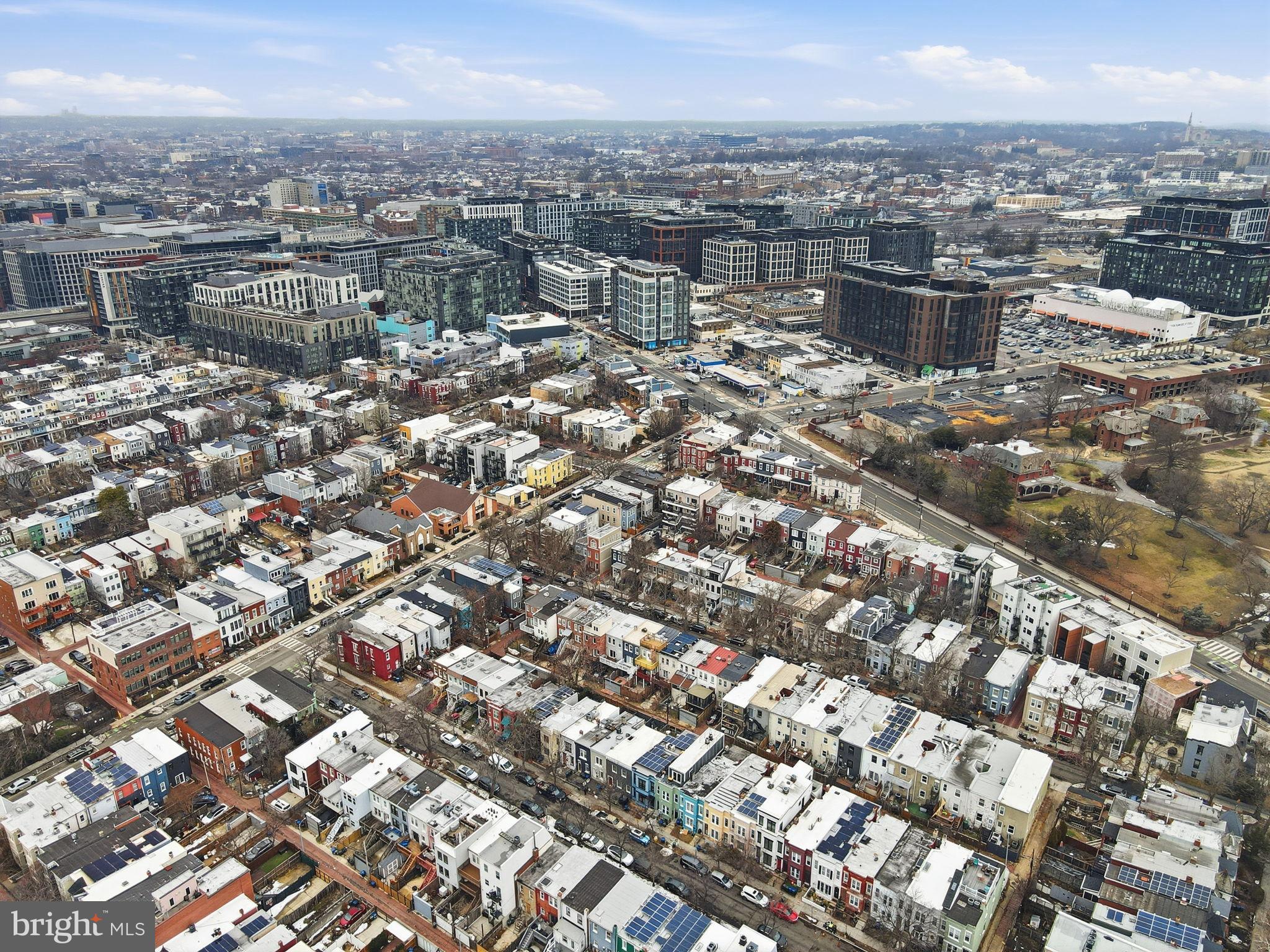 608 ORLEANS PLACE NE