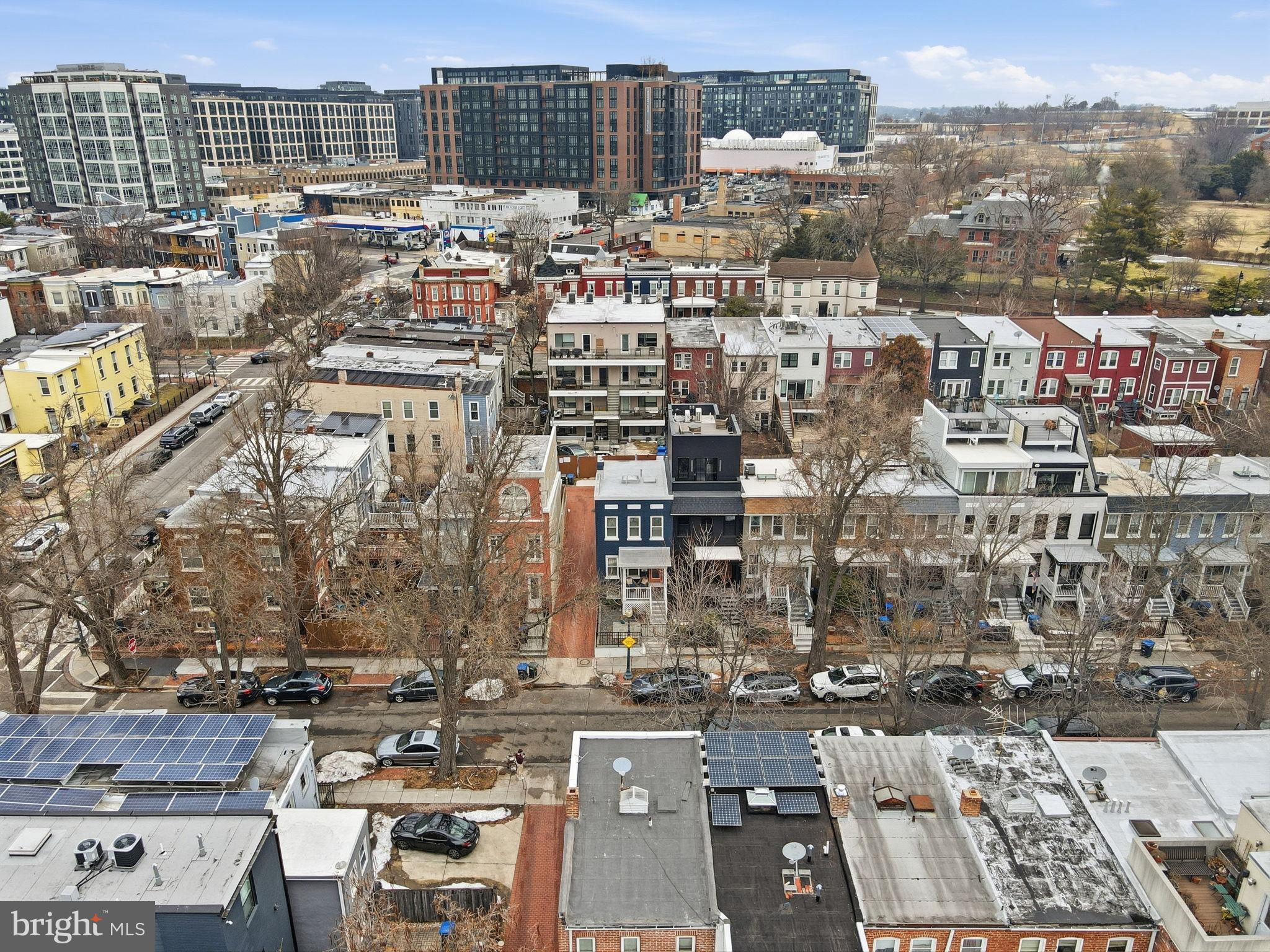 608 ORLEANS PLACE NE