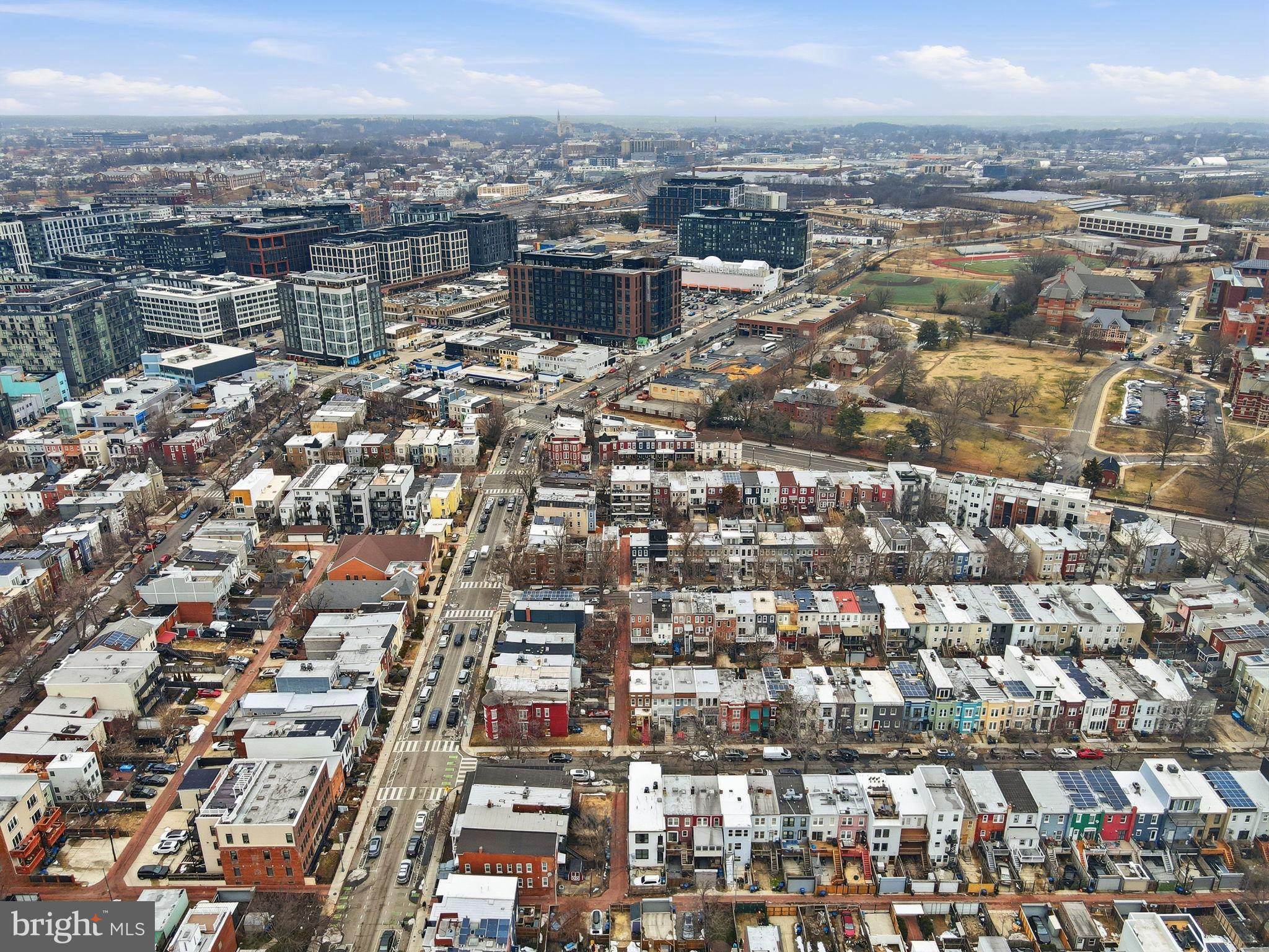 608 ORLEANS PLACE NE