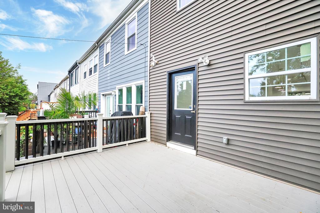 623 LONGFELLOW STREET NW