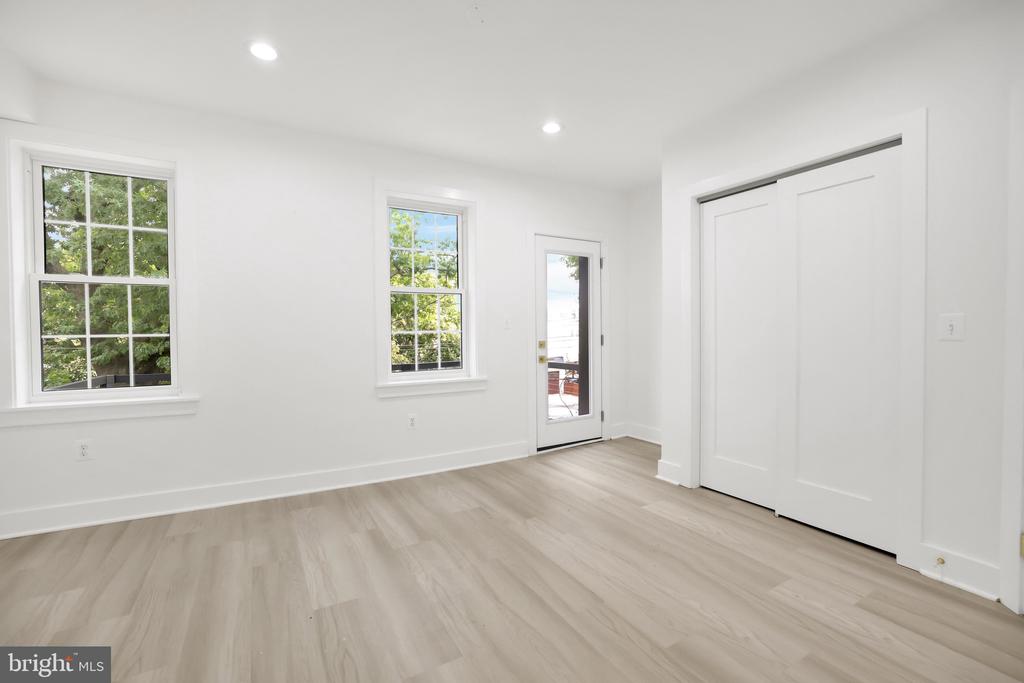 623 LONGFELLOW STREET NW
