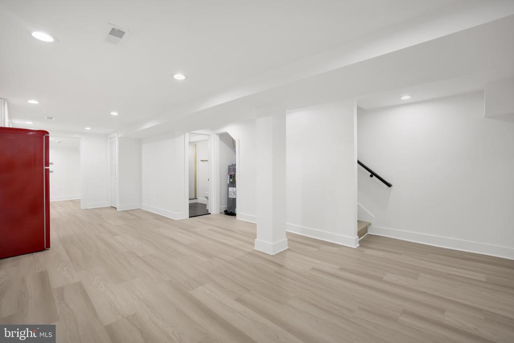 623 LONGFELLOW STREET NW